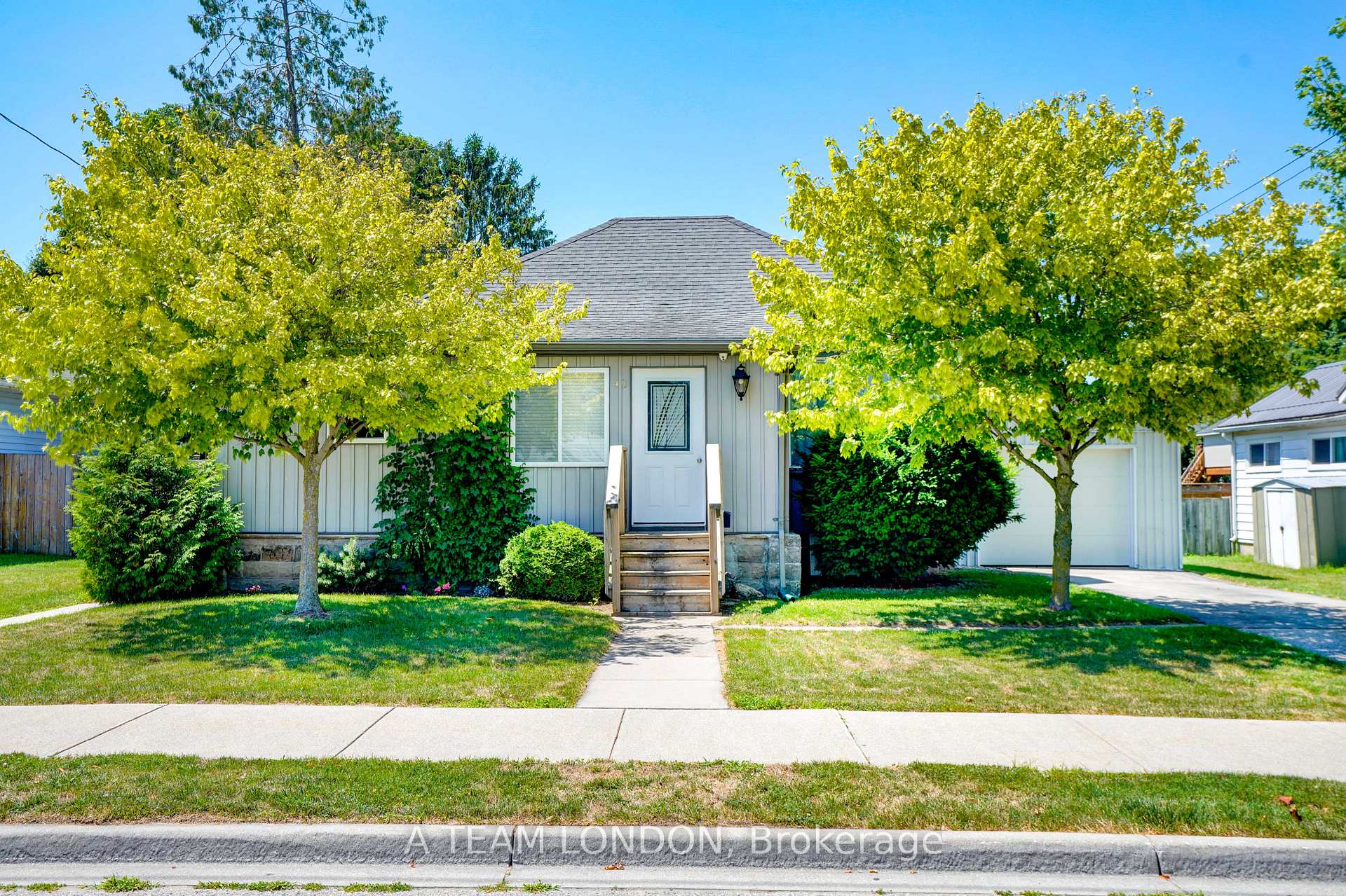 Photo 1 of 40 Rutherford Avenue, Aylmer — HOMEH