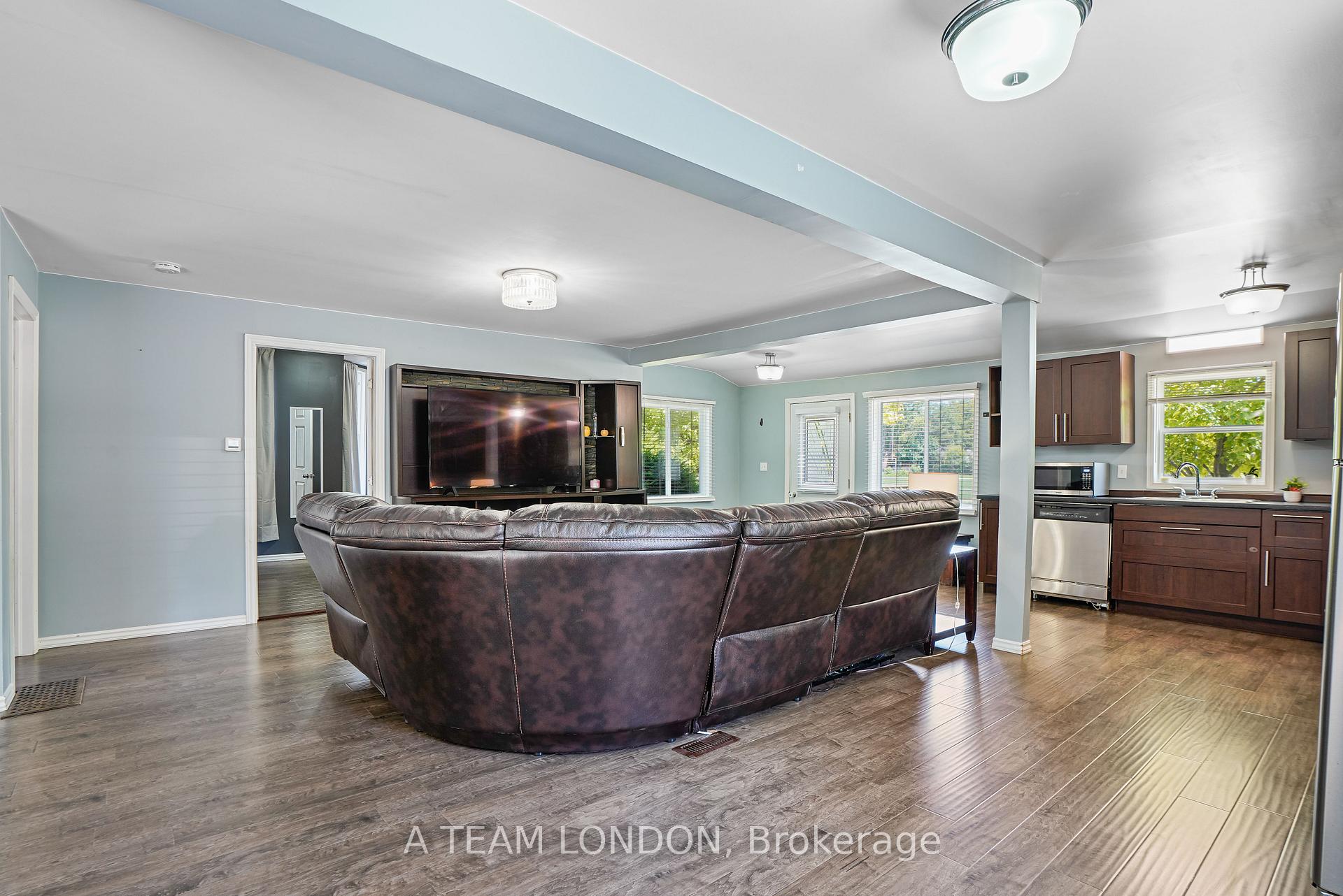 Photo 10 of 40 Rutherford Avenue, Aylmer — HOMEH