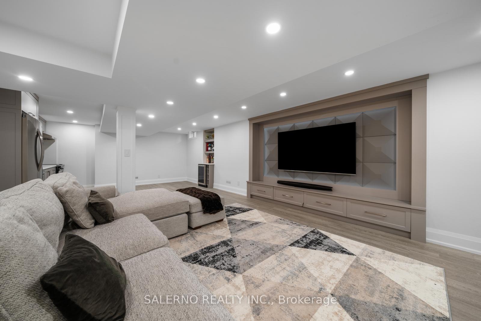 Photo 31 of 6 Filippazzo Road, Vaughan, Vellore Village — HOMEH