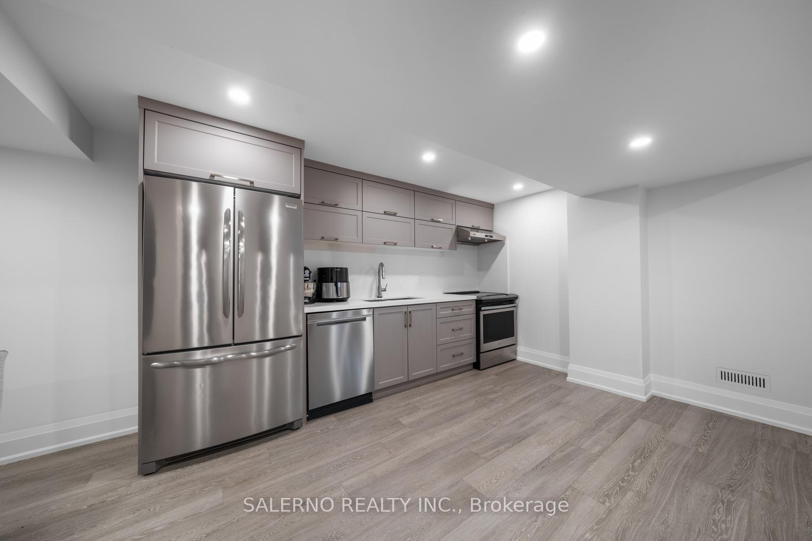 Photo 34 of 6 Filippazzo Road, Vaughan, Vellore Village — HOMEH