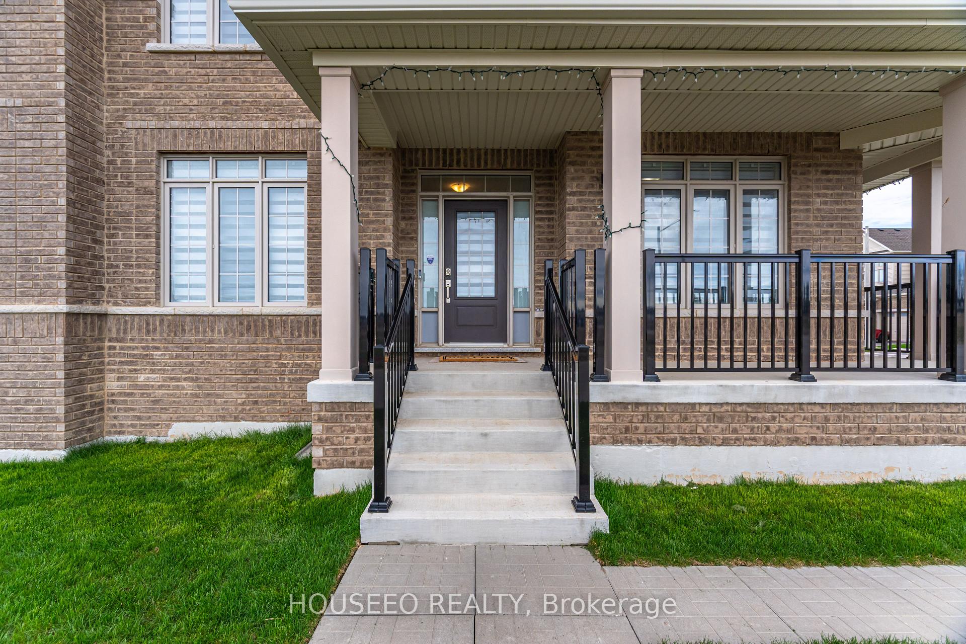 Photo 7 of 112 Sagewood Avenue, Barrie, Rural Barrie Southeast — HOMEH