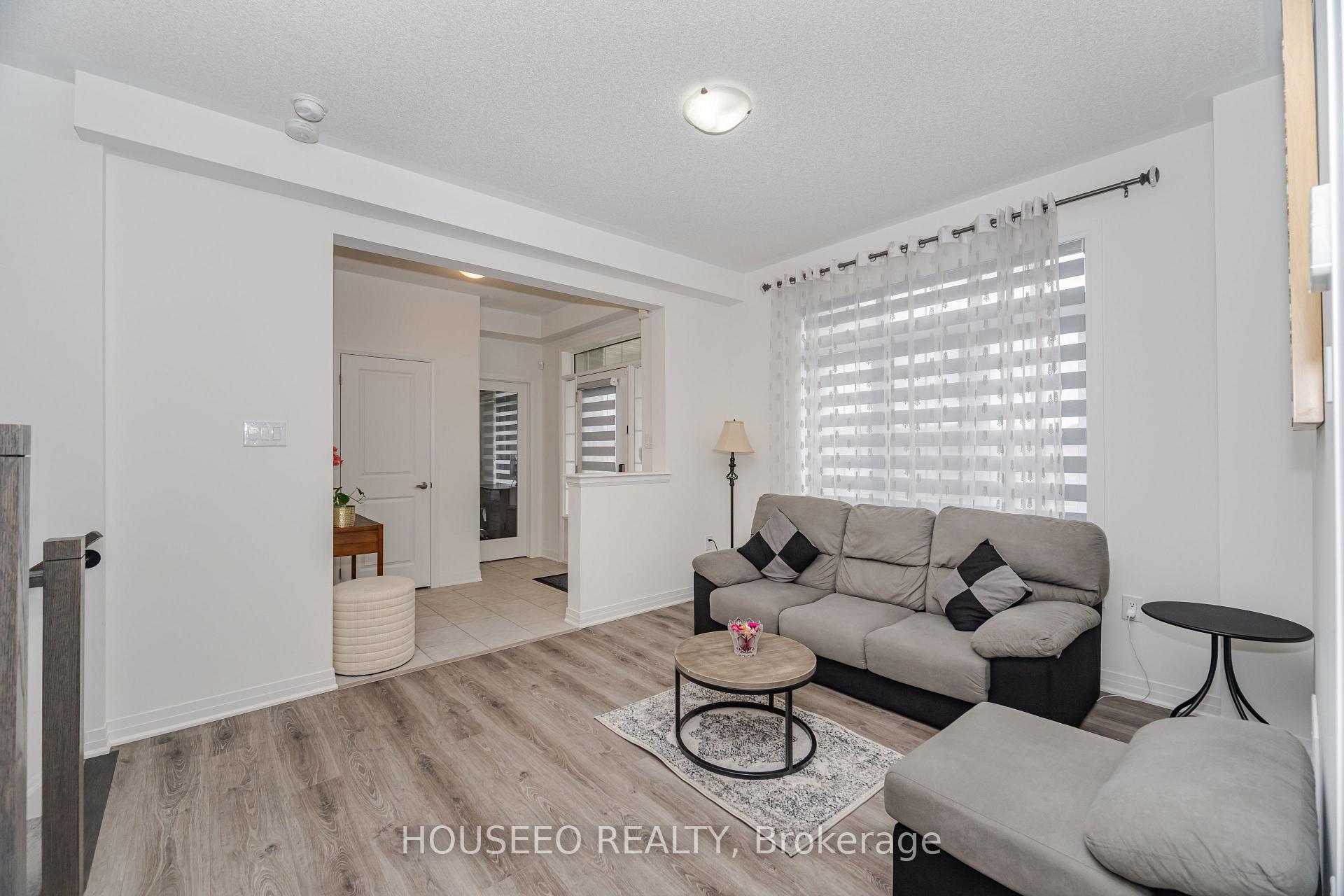 Photo 6 of 112 Sagewood Avenue, Barrie, Rural Barrie Southeast — HOMEH