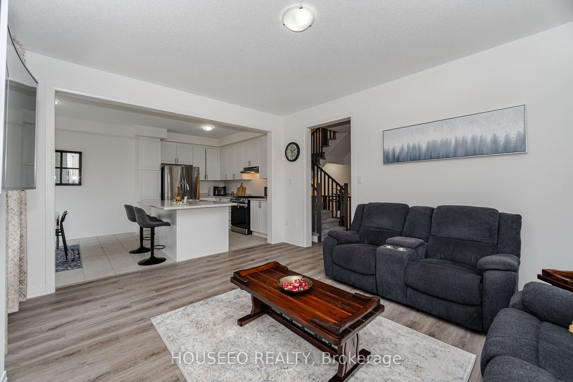 Photo 20 of 112 Sagewood Avenue, Barrie, Rural Barrie Southeast — HOMEH
