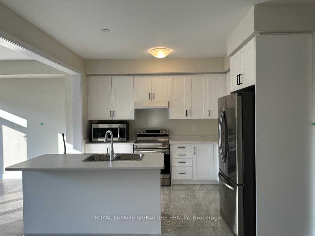 Photo 11 of 37 Keelson Street, Welland, Dain City — HOMEH