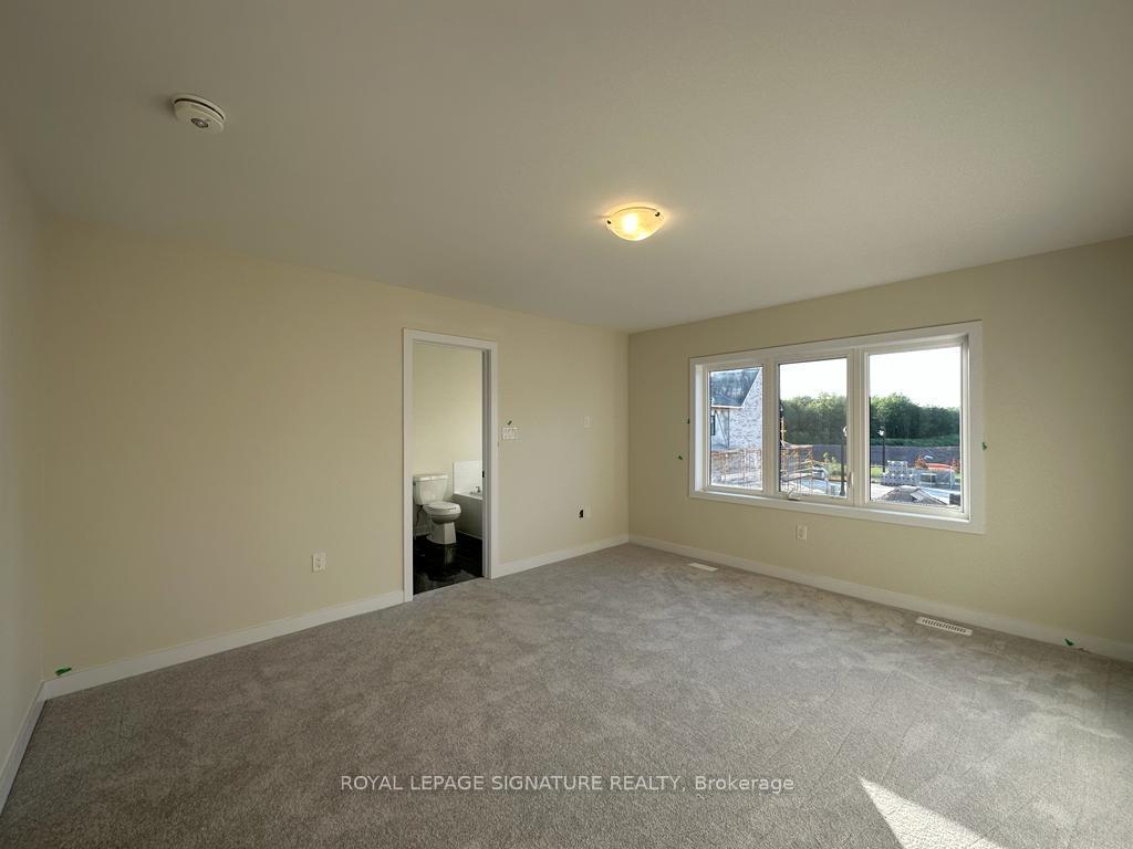 Photo 20 of 37 Keelson Street, Welland, Dain City — HOMEH