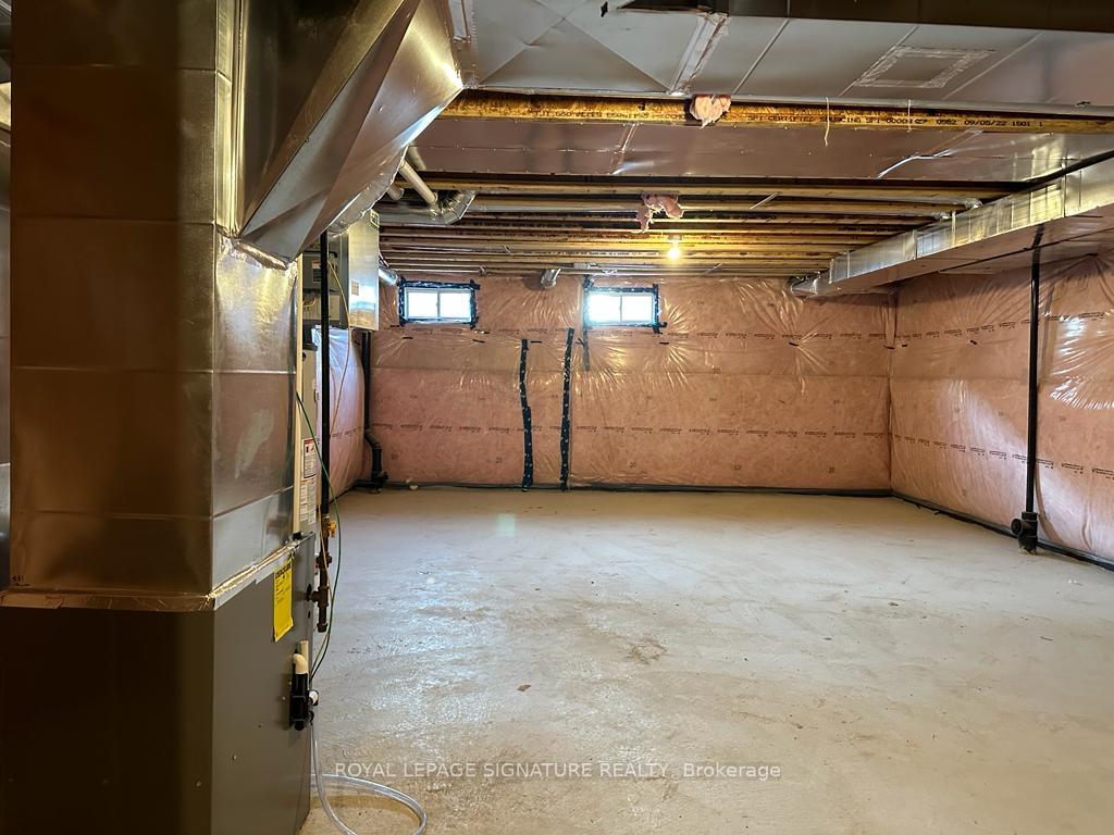 Photo 38 of 37 Keelson Street, Welland, Dain City — HOMEH