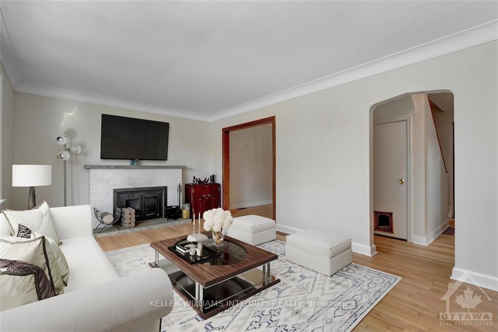 Photo 3 of 2141 Alta Vista Drive, Ottawa, Alta Vista/Faircrest Heights — HOMEH