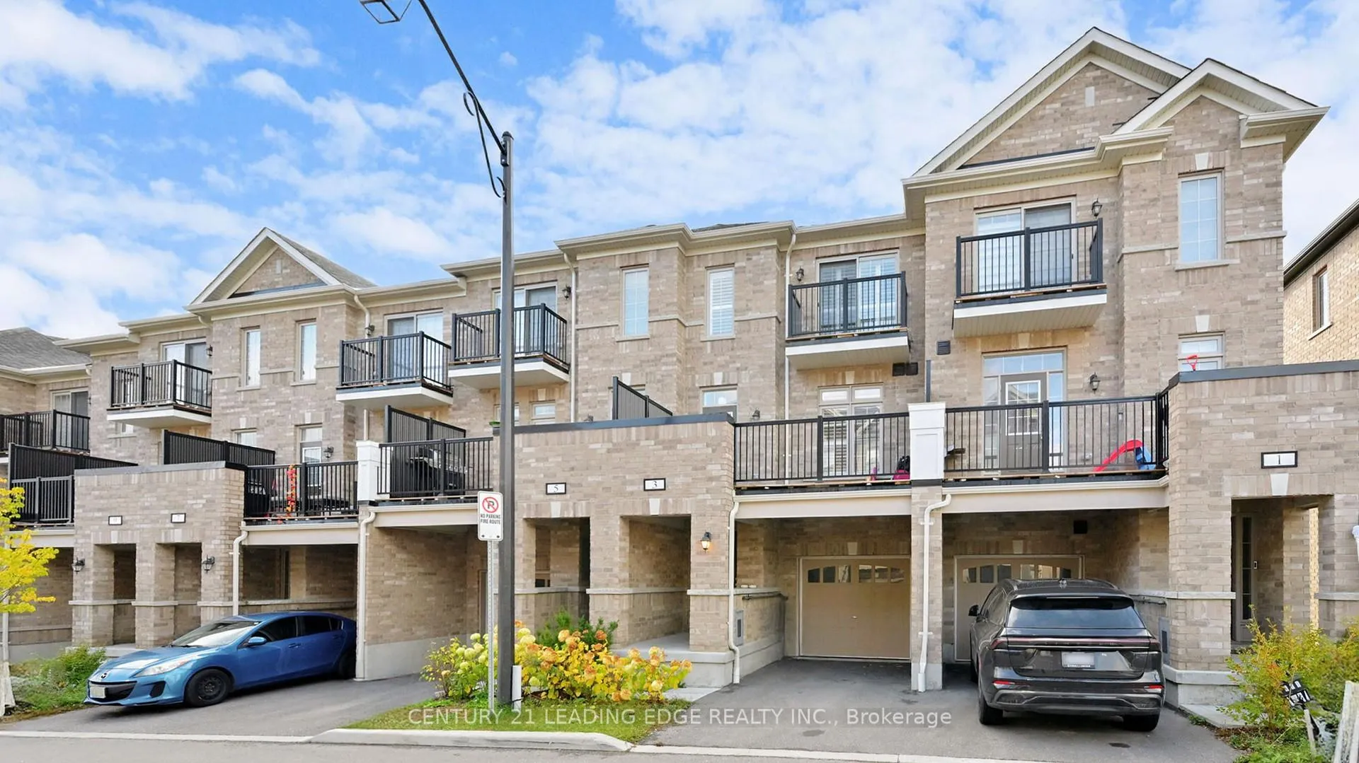 Photo 39 of 3 Royal Collection Way, Whitby, Lynde Creek — HOMEH