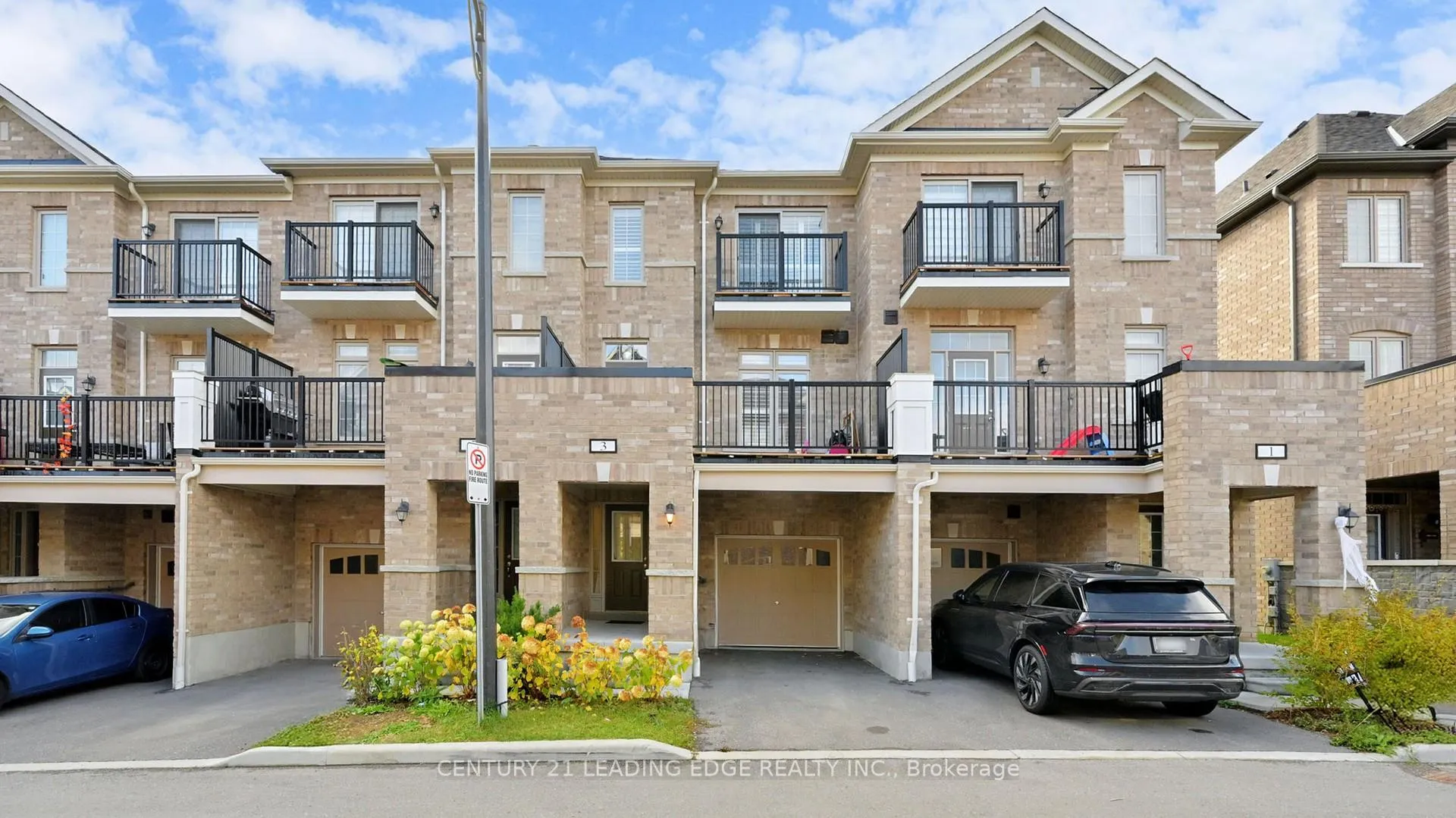 Photo 41 of 3 Royal Collection Way, Whitby, Lynde Creek — HOMEH