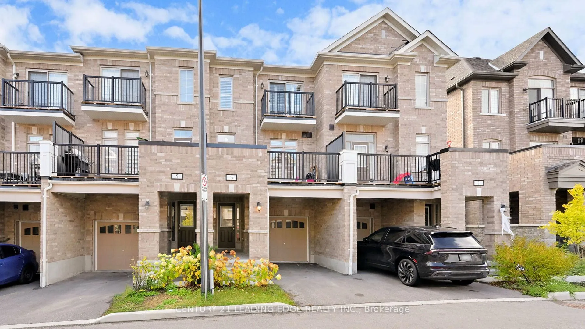 Photo 42 of 3 Royal Collection Way, Whitby, Lynde Creek — HOMEH
