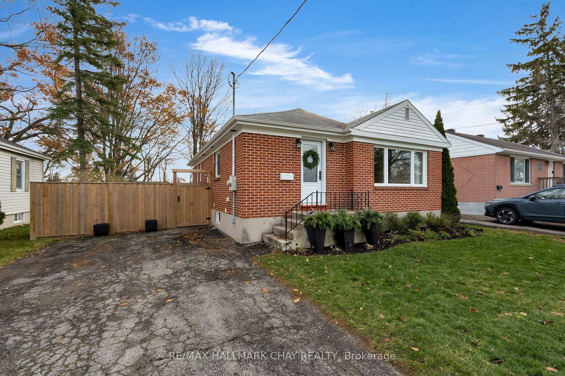 Photo 2 of 97 Napier Street, Barrie, Codrington — HOMEH