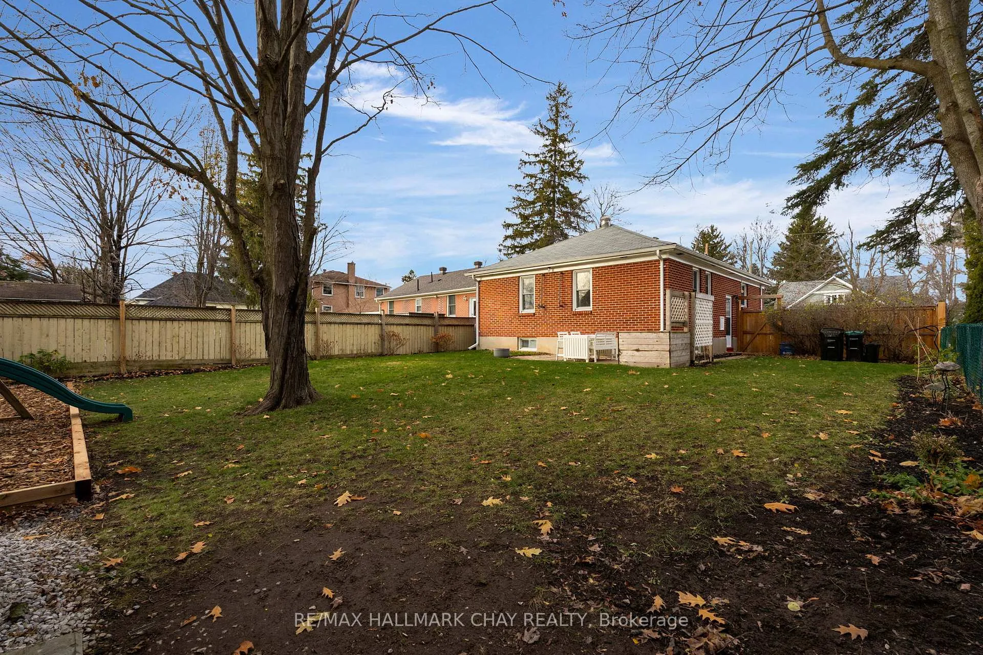 Photo 26 of 97 Napier Street, Barrie, Codrington — HOMEH