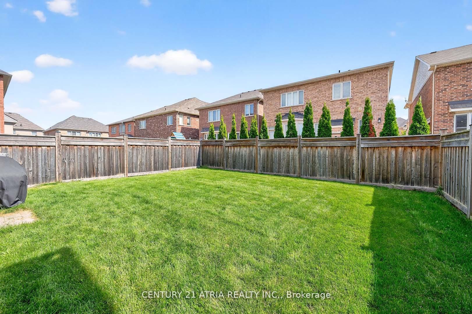 Photo 48 of 43 Novan Crescent, Aurora, Rural Aurora — HOMEH