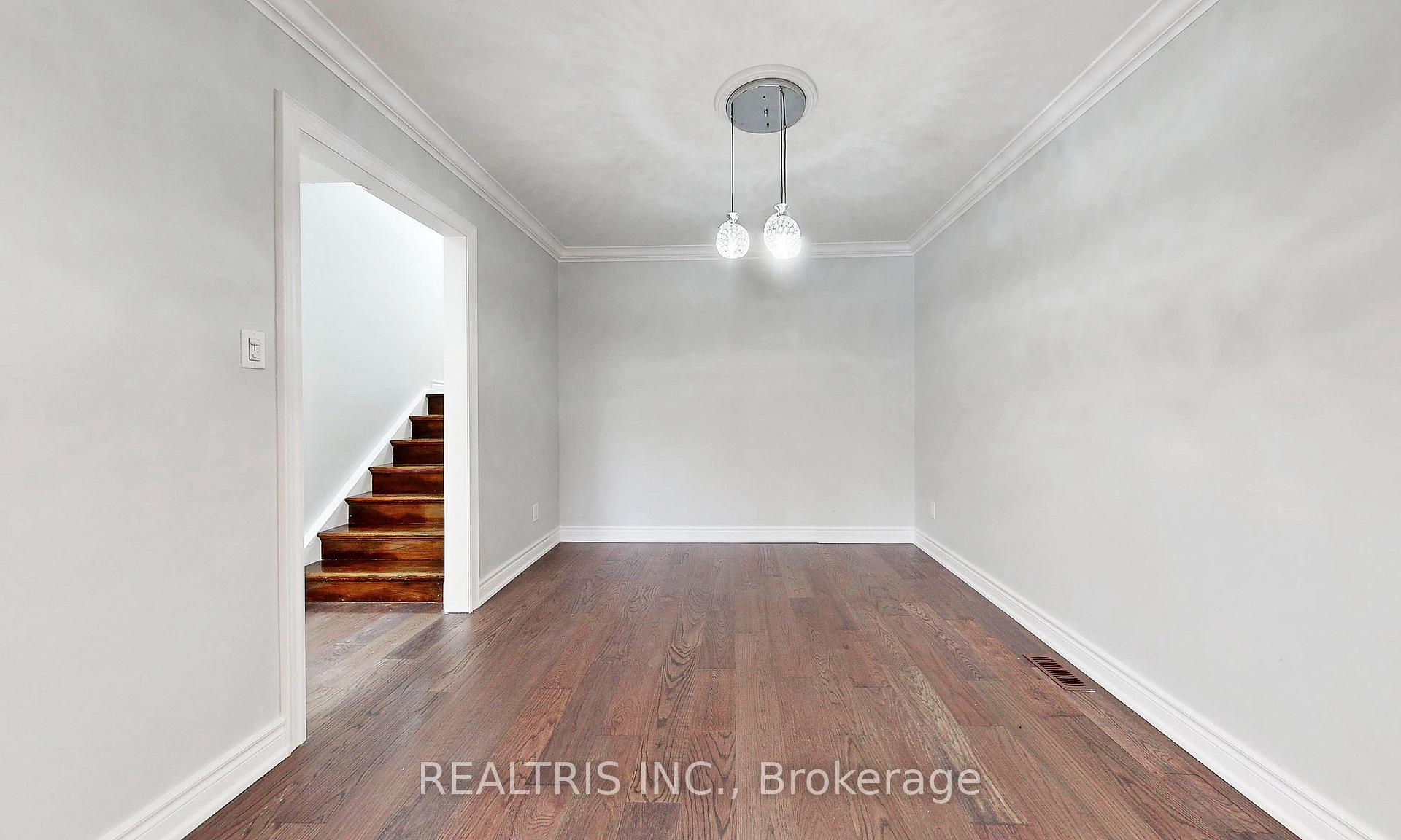 Photo 8 of Unit Upper, 113 Bassett Boulevard, Whitby, Pringle Creek — HOMEH