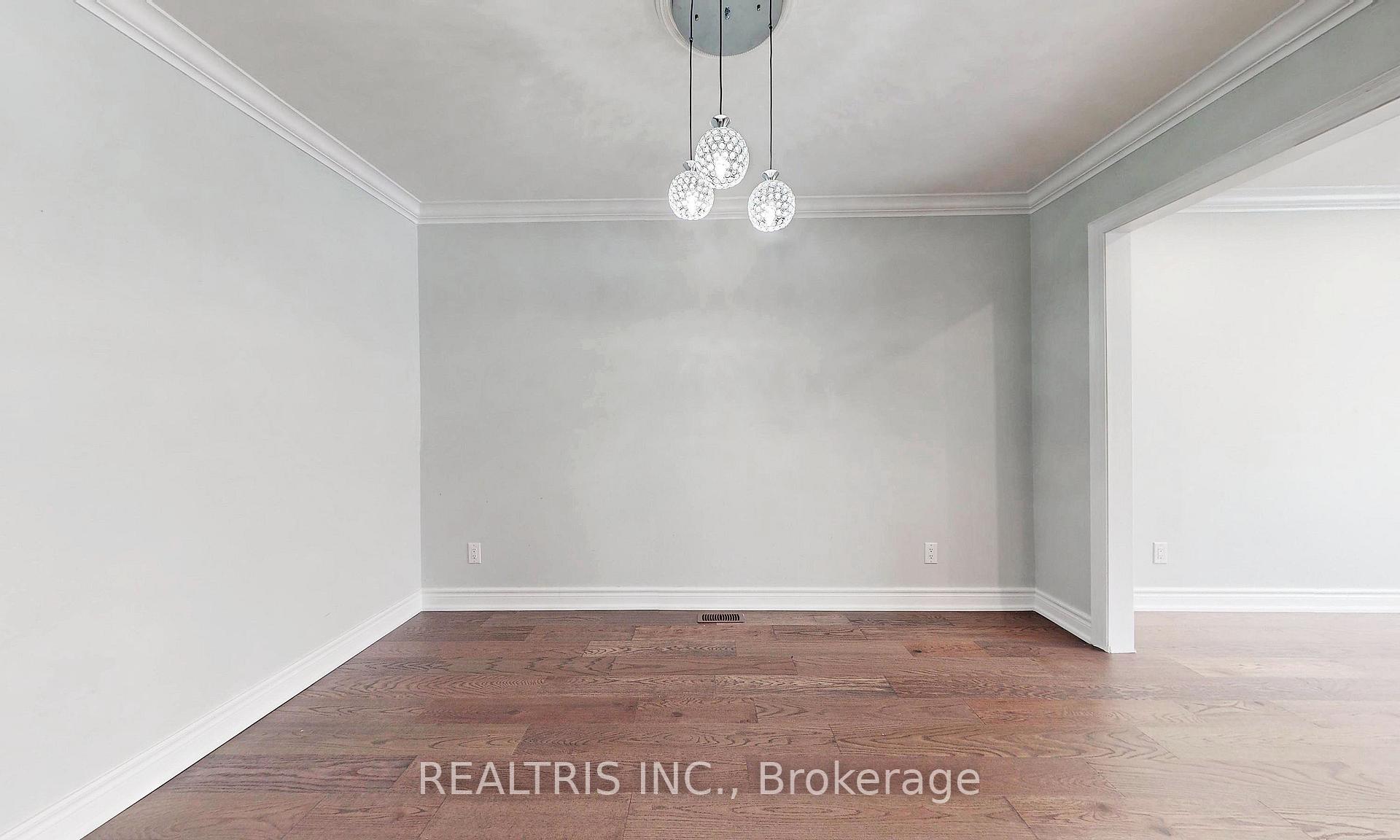 Photo 9 of Unit Upper, 113 Bassett Boulevard, Whitby, Pringle Creek — HOMEH