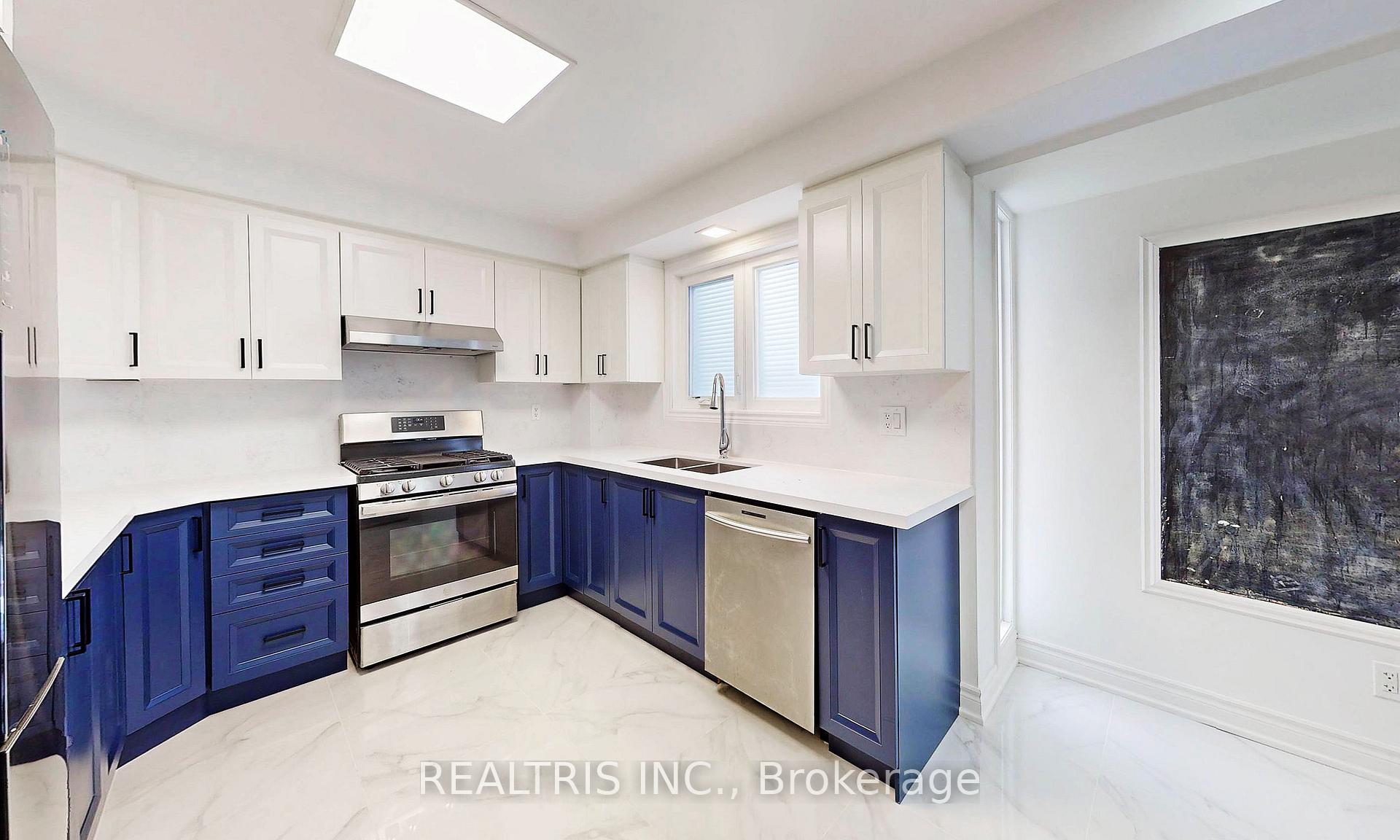 Photo 10 of Unit Upper, 113 Bassett Boulevard, Whitby, Pringle Creek — HOMEH