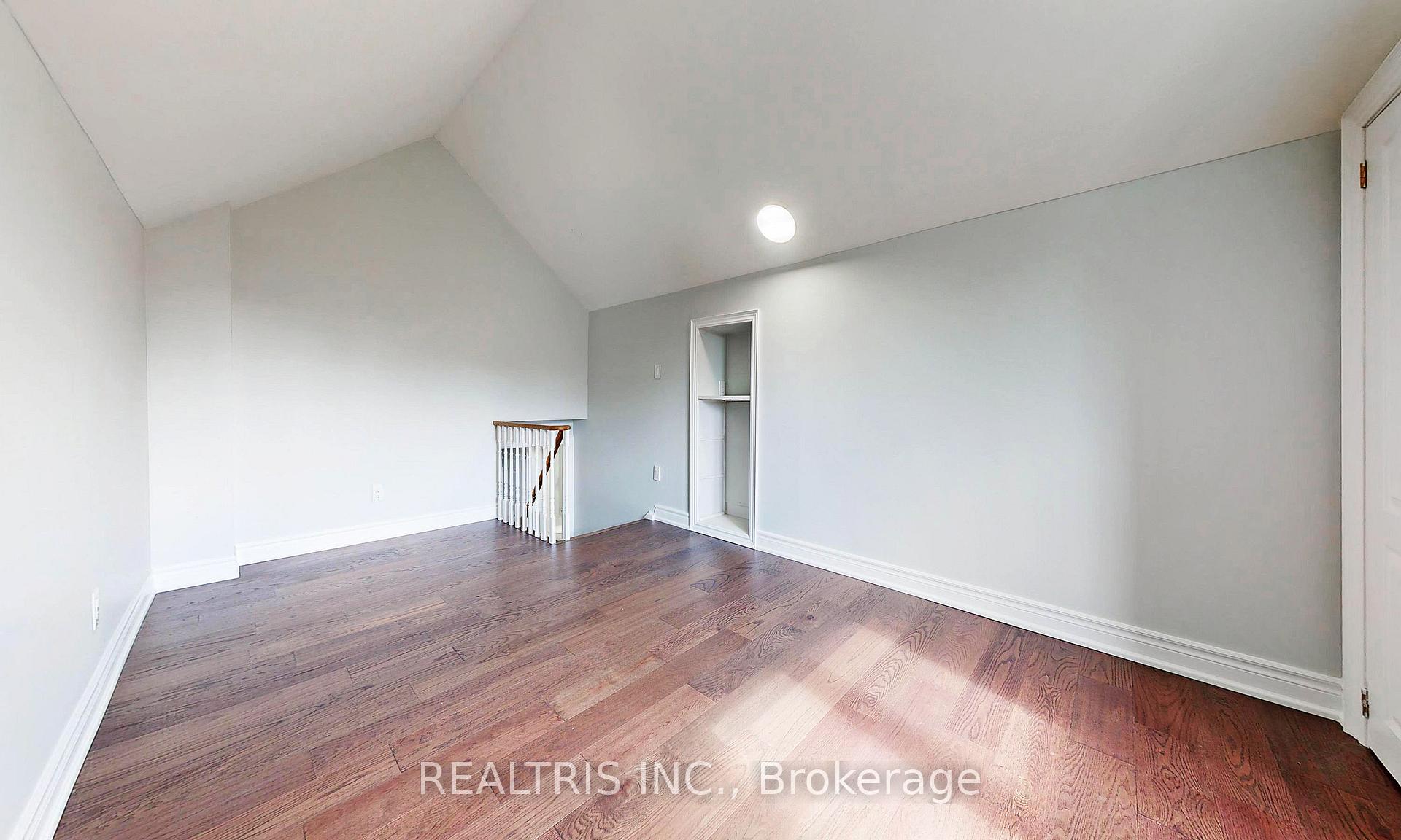 Photo 24 of Unit Upper, 113 Bassett Boulevard, Whitby, Pringle Creek — HOMEH