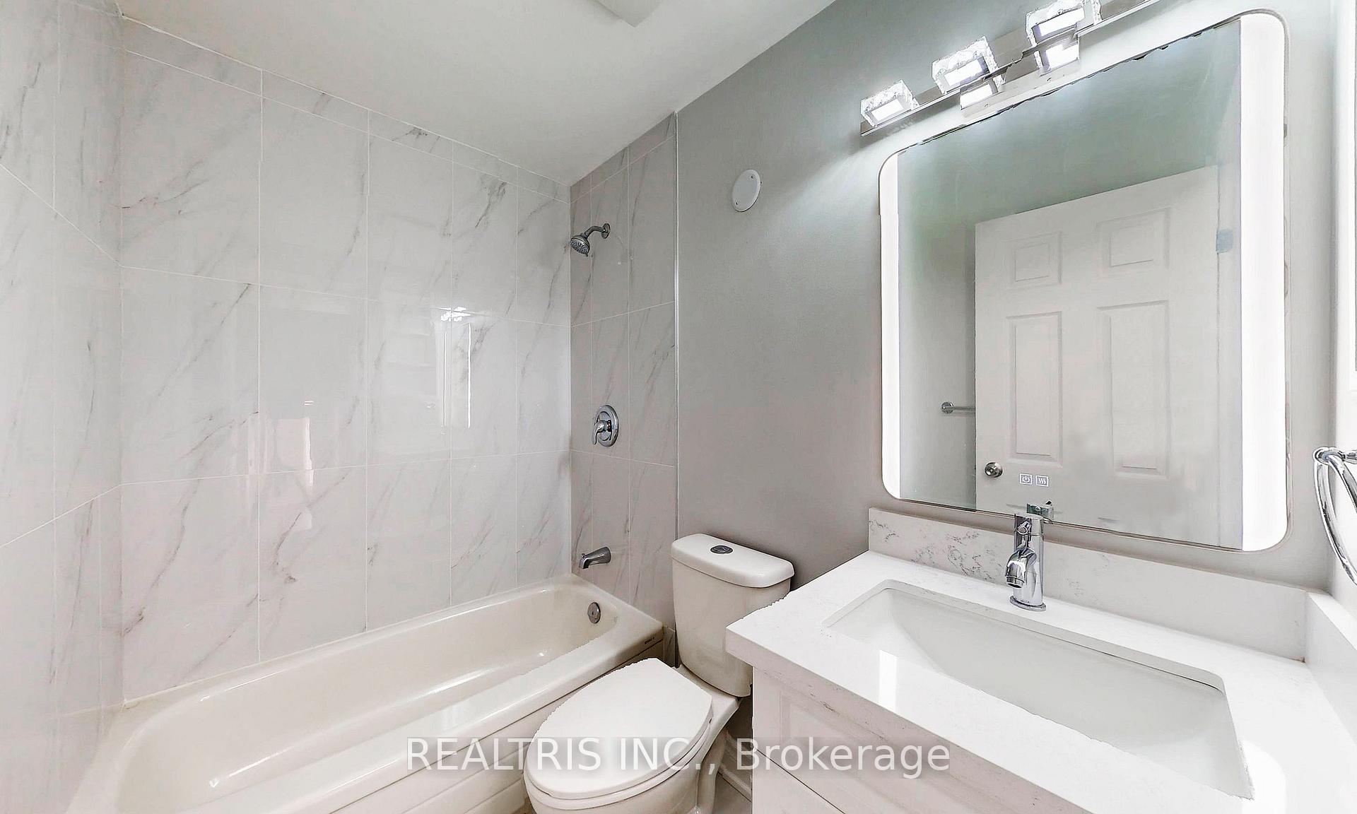 Photo 25 of Unit Upper, 113 Bassett Boulevard, Whitby, Pringle Creek — HOMEH