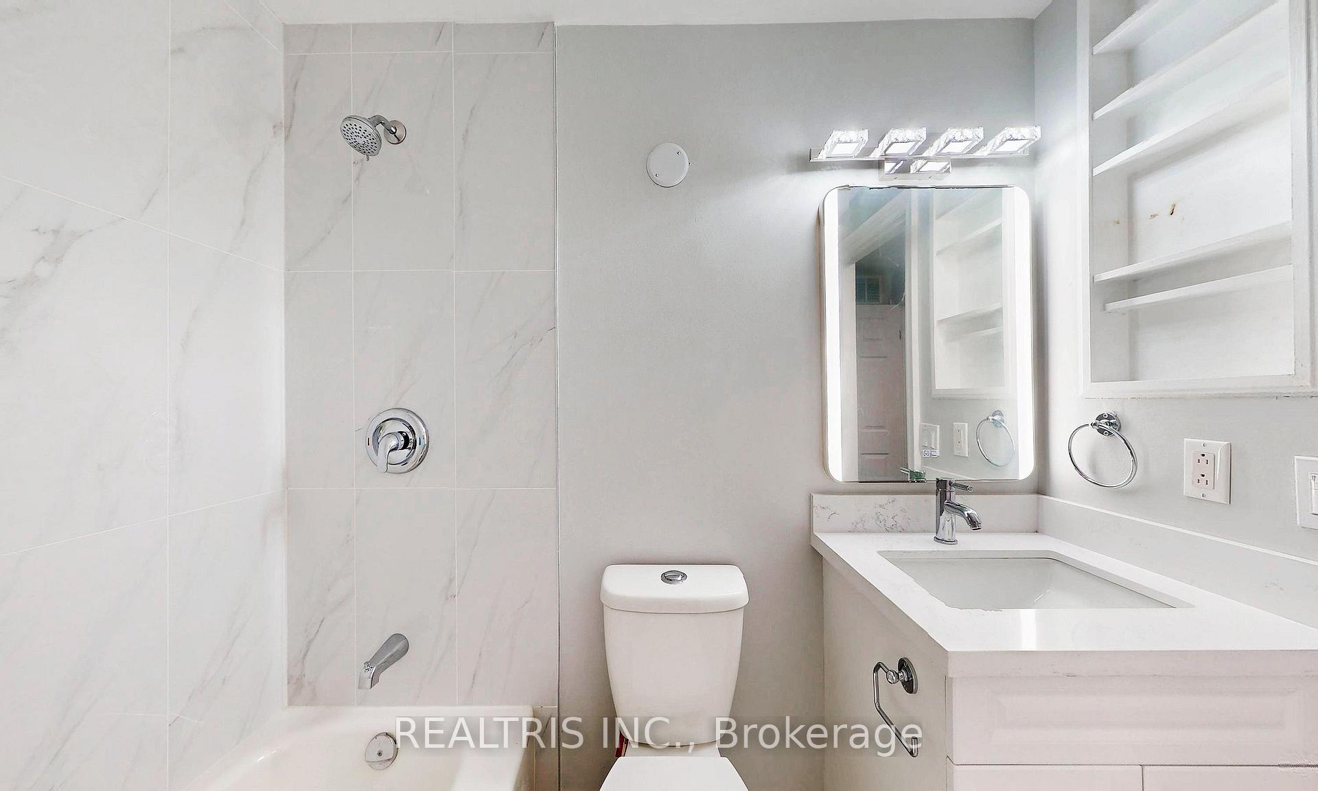Photo 26 of Unit Upper, 113 Bassett Boulevard, Whitby, Pringle Creek — HOMEH