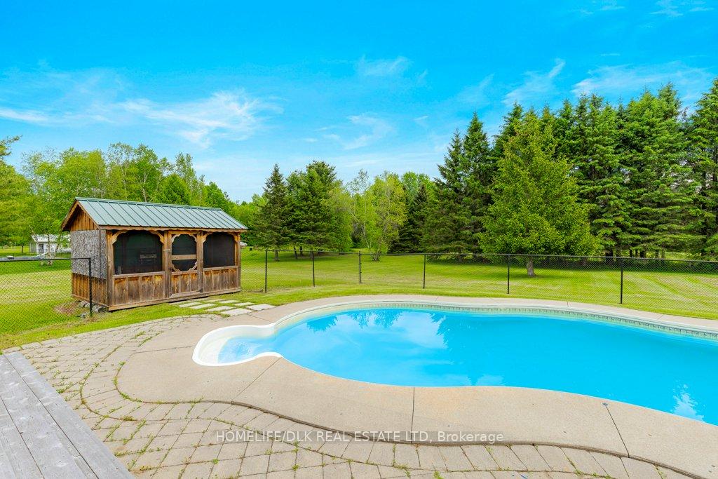 Photo 11 of 2731 Mcintosh Road, Augusta, Augusta Twp — HOMEH