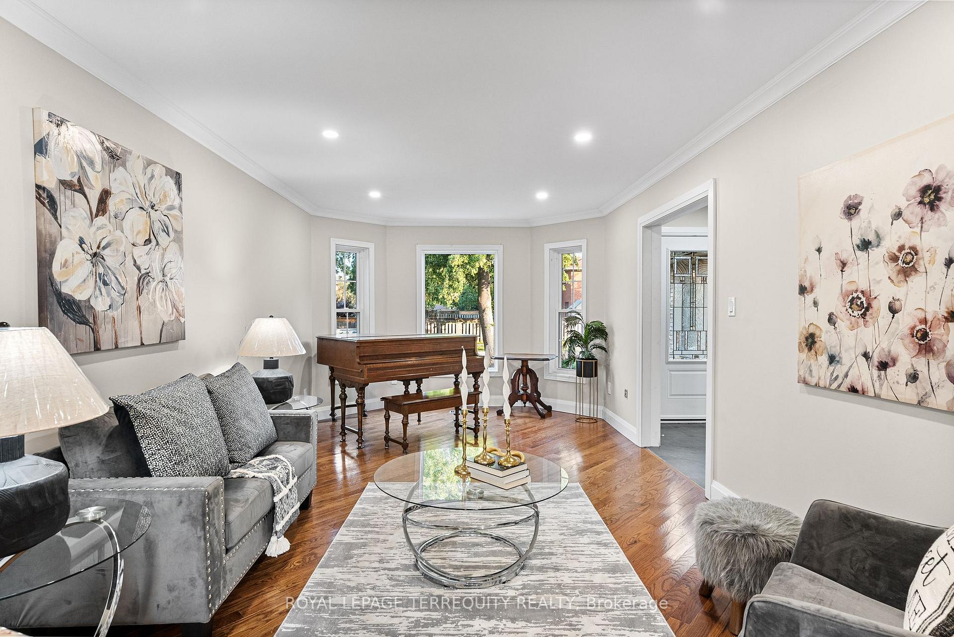 Photo 9 of 77 Ingleborough Drive, Whitby, Blue Grass Meadows — HOMEH
