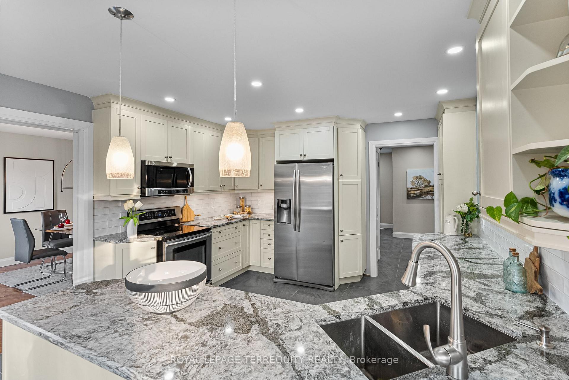 Photo 15 of 77 Ingleborough Drive, Whitby, Blue Grass Meadows — HOMEH