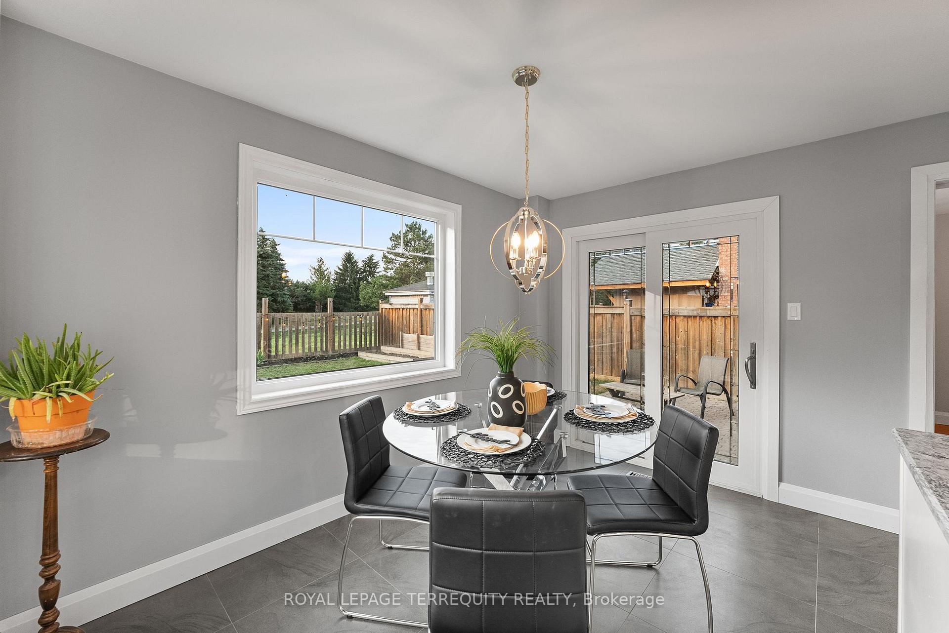 Photo 18 of 77 Ingleborough Drive, Whitby, Blue Grass Meadows — HOMEH