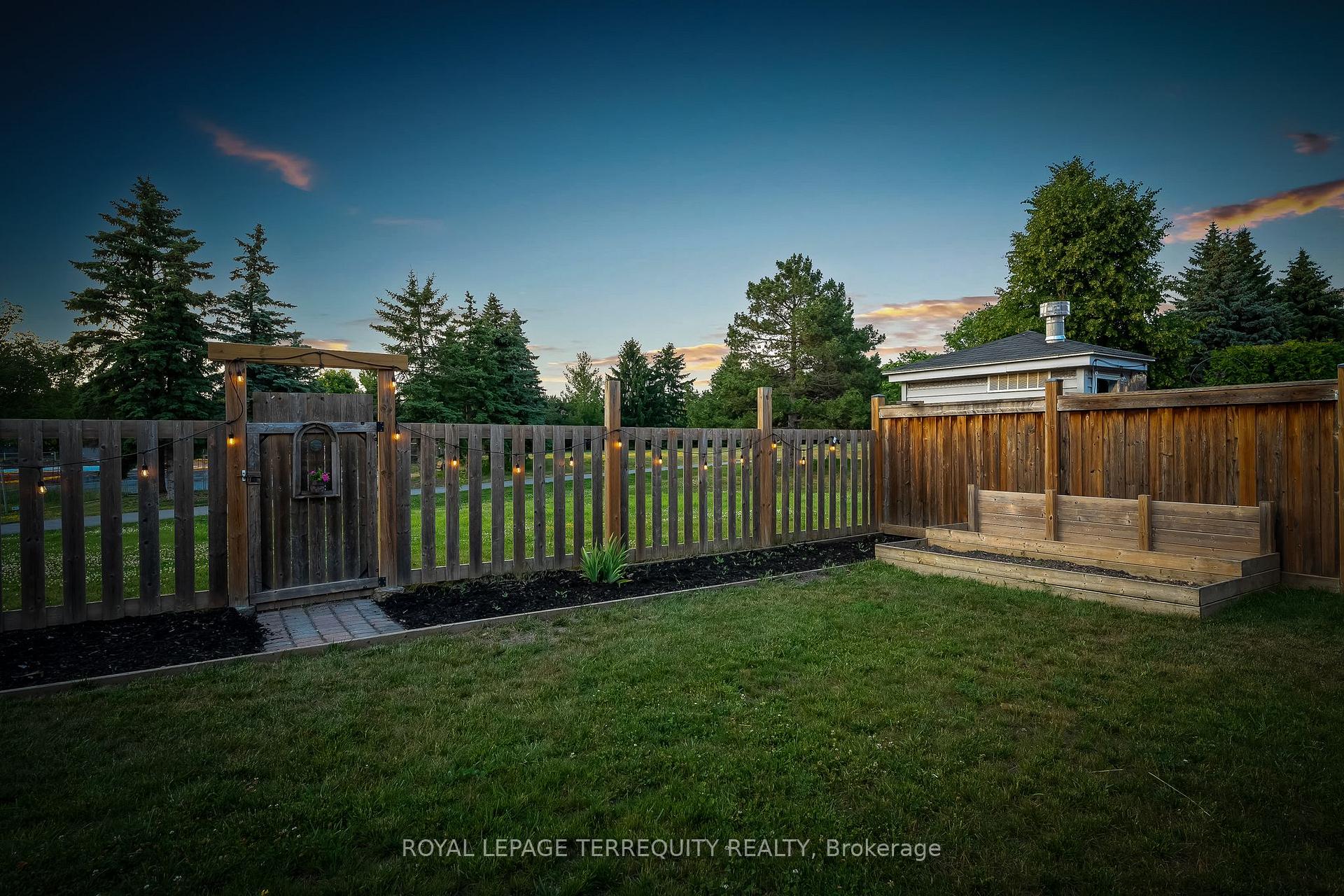 Photo 42 of 77 Ingleborough Drive, Whitby, Blue Grass Meadows — HOMEH