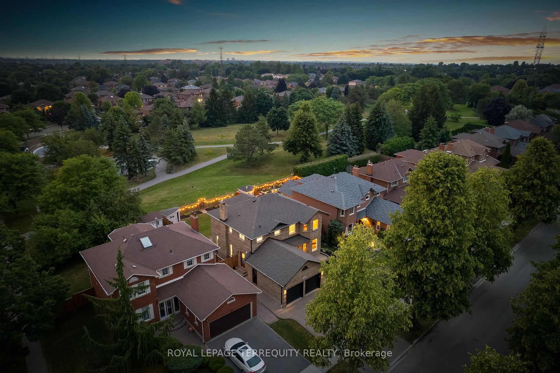 Photo 45 of 77 Ingleborough Drive, Whitby, Blue Grass Meadows — HOMEH