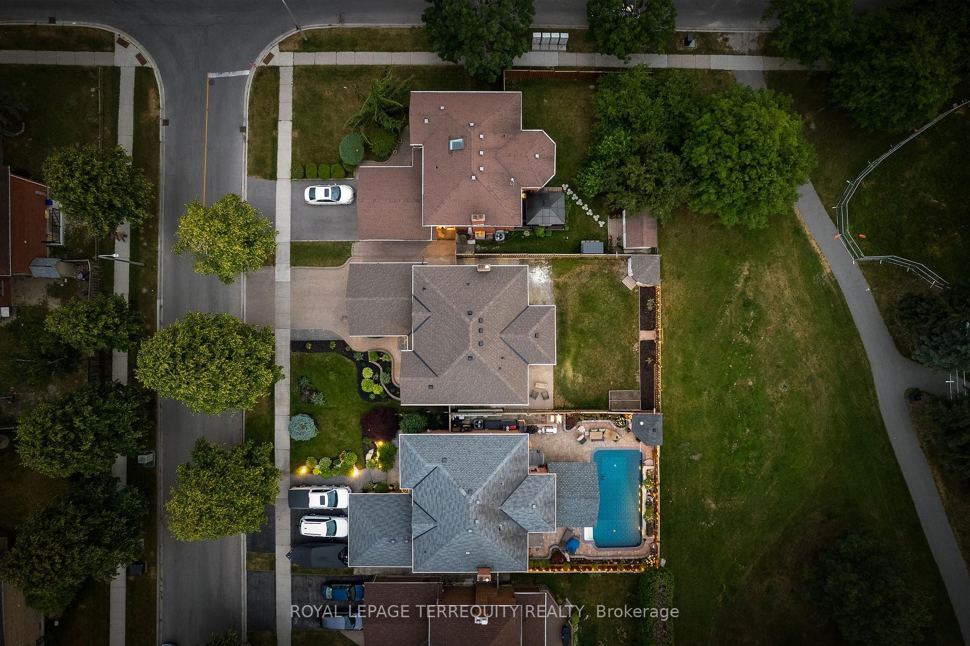 Photo 47 of 77 Ingleborough Drive, Whitby, Blue Grass Meadows — HOMEH