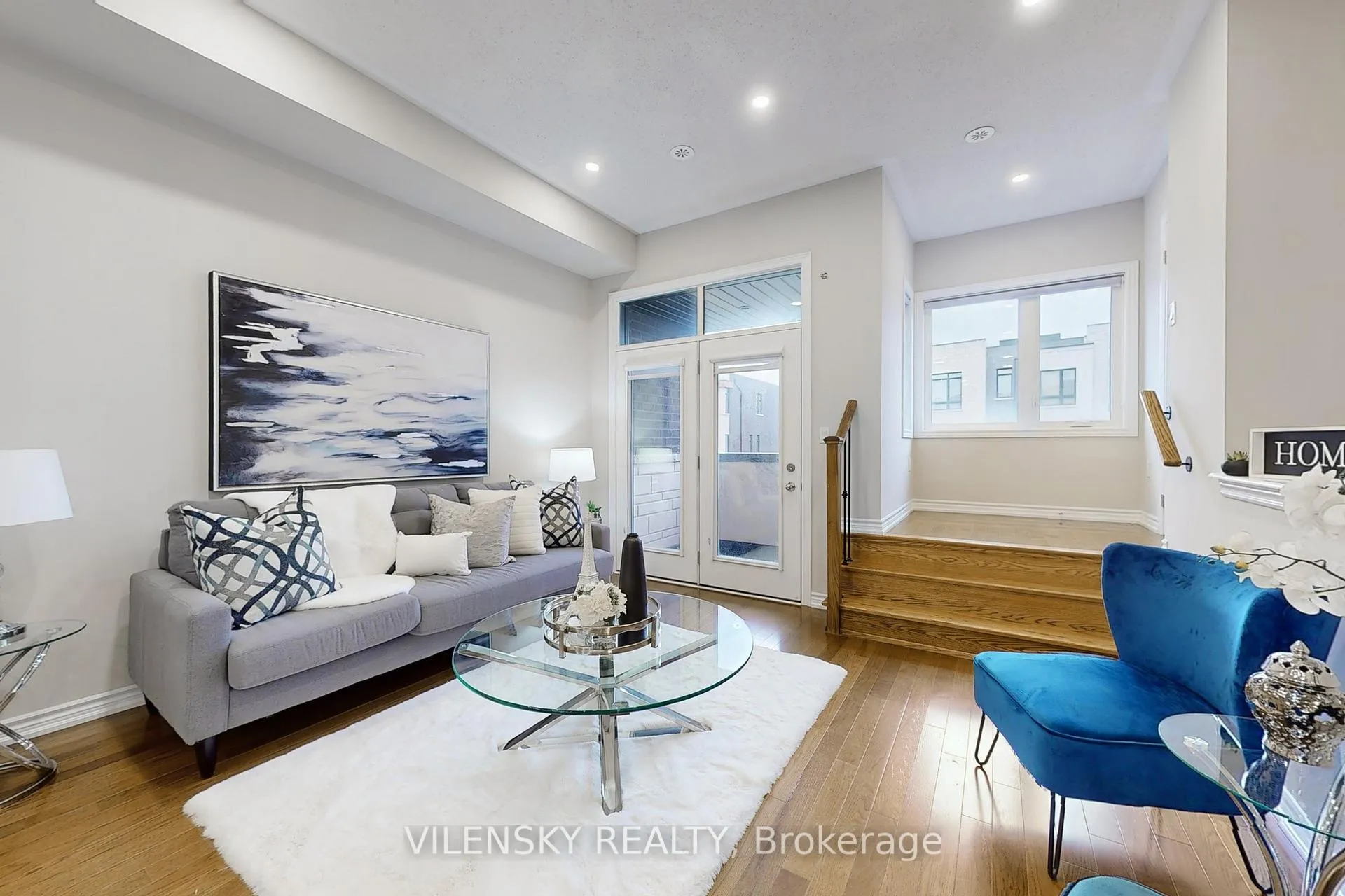 Photo 3 of 162 Golden Trail, Vaughan, Patterson — HOMEH