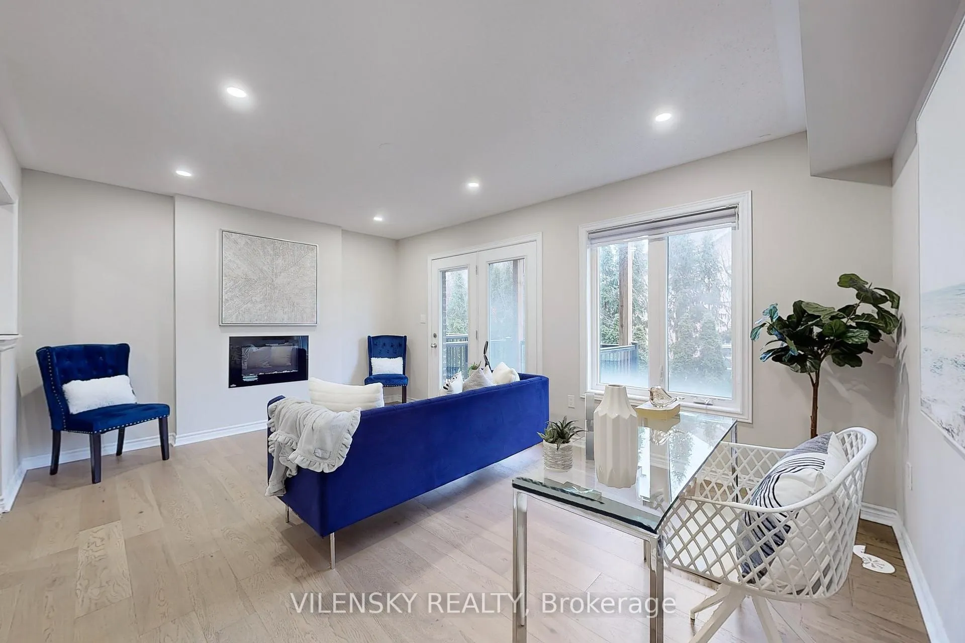 Photo 30 of 162 Golden Trail, Vaughan, Patterson — HOMEH
