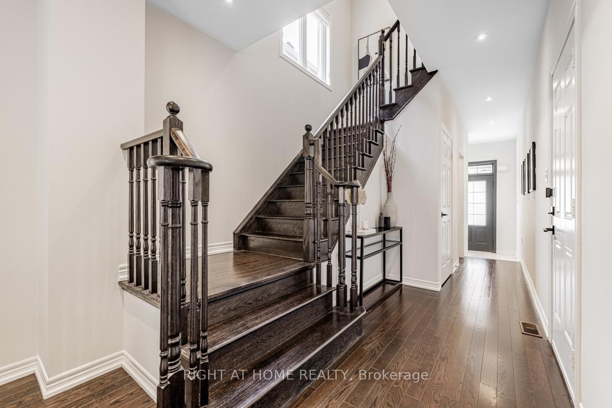 Photo 3 of 159 Fimco Crescent, Markham, Greensborough — HOMEH