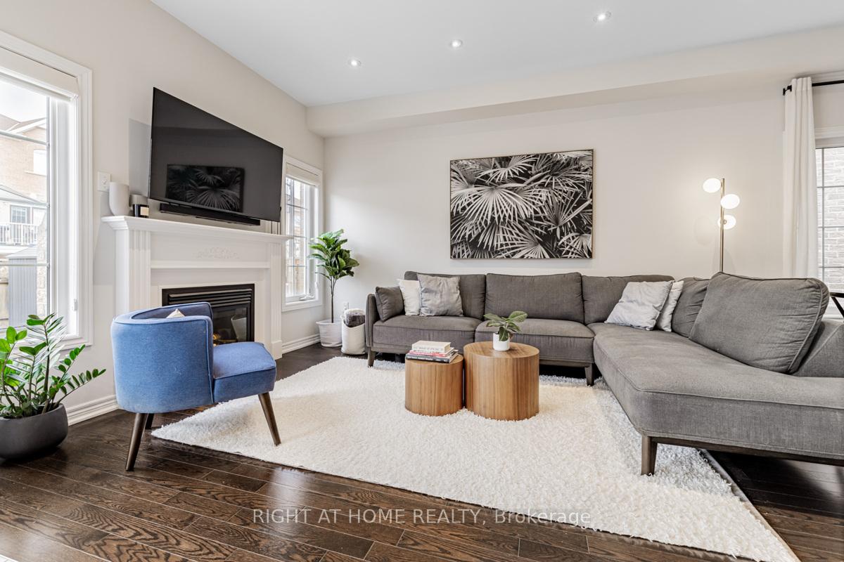 Photo 8 of 159 Fimco Crescent, Markham, Greensborough — HOMEH