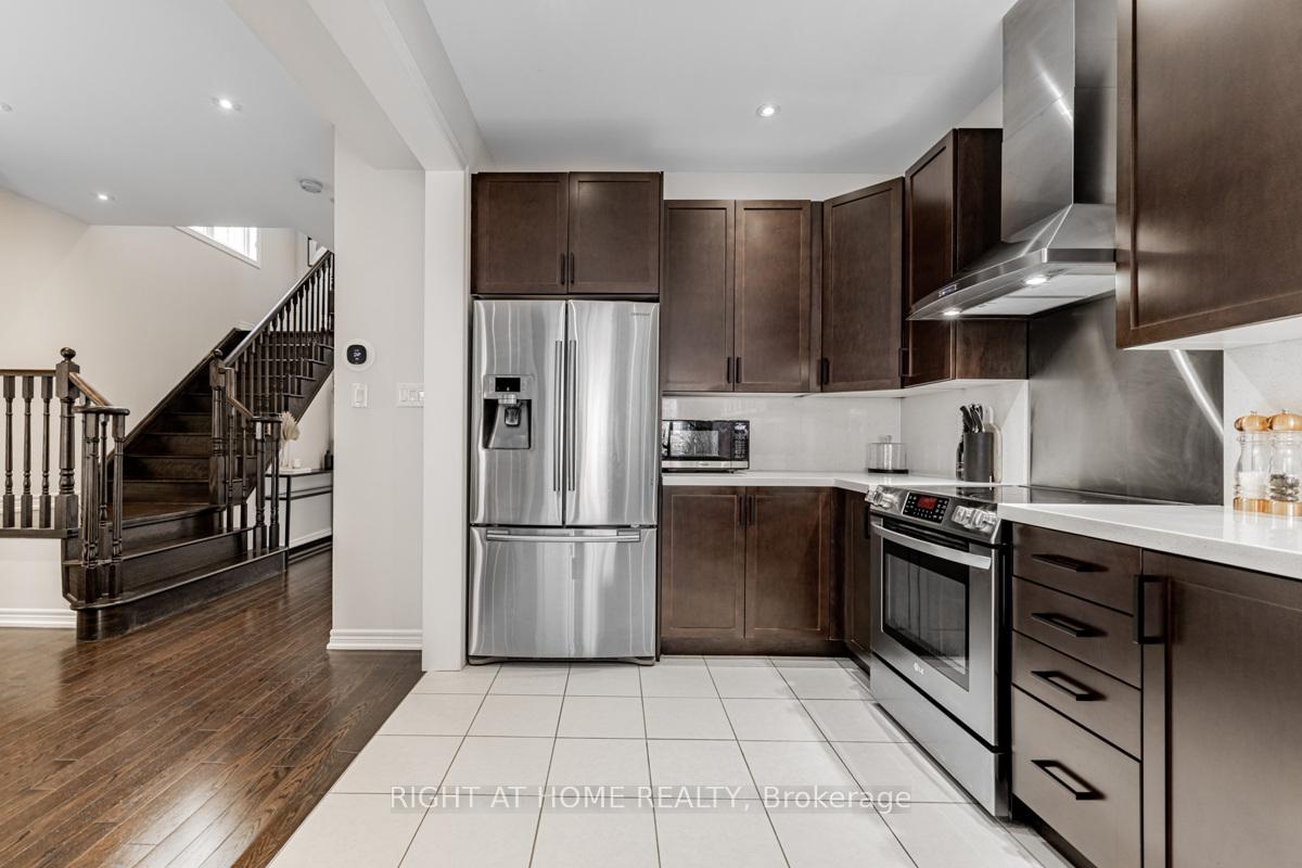 Photo 10 of 159 Fimco Crescent, Markham, Greensborough — HOMEH