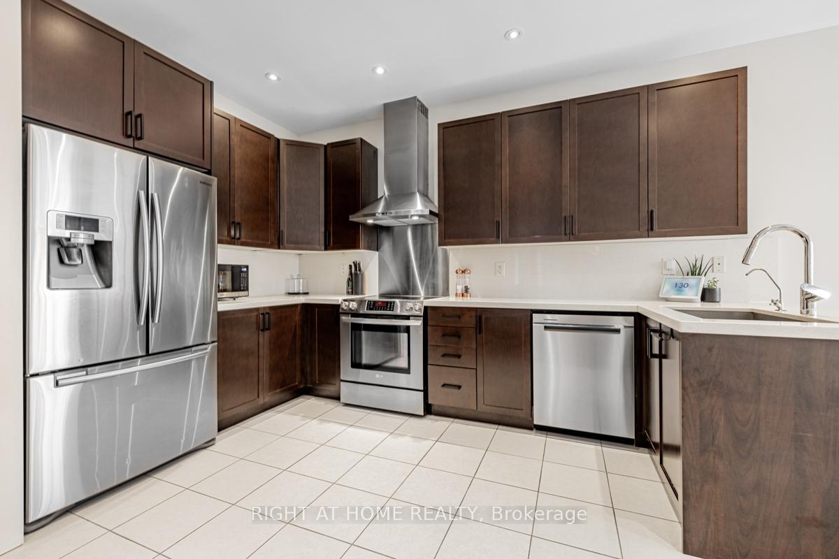 Photo 11 of 159 Fimco Crescent, Markham, Greensborough — HOMEH