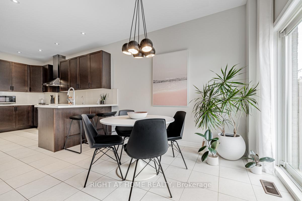 Photo 13 of 159 Fimco Crescent, Markham, Greensborough — HOMEH