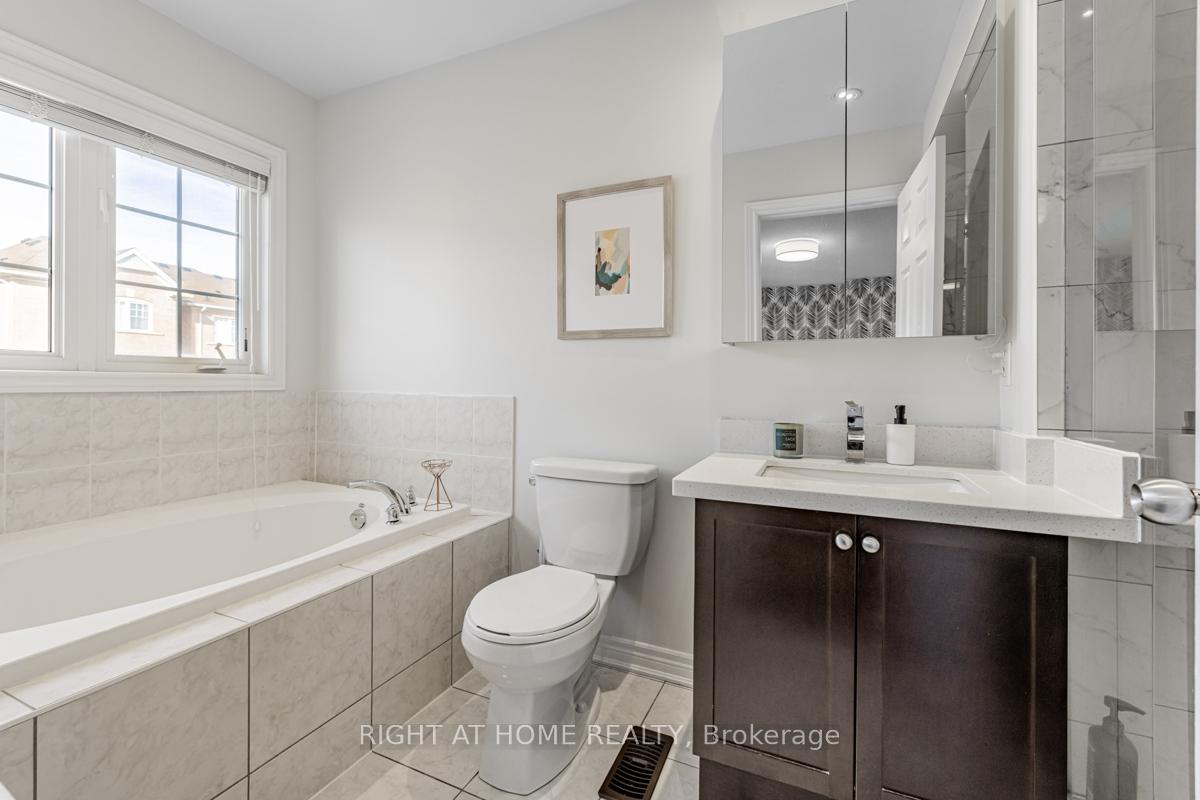 Photo 21 of 159 Fimco Crescent, Markham, Greensborough — HOMEH