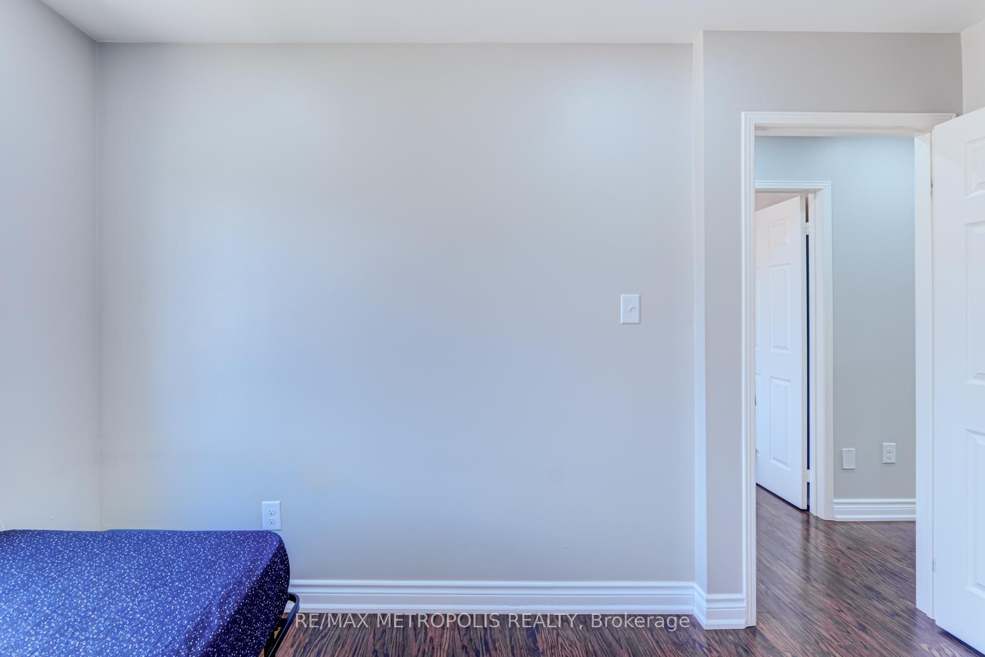 Photo 32 of 385 Rossland Road E, Ajax, Central East — HOMEH