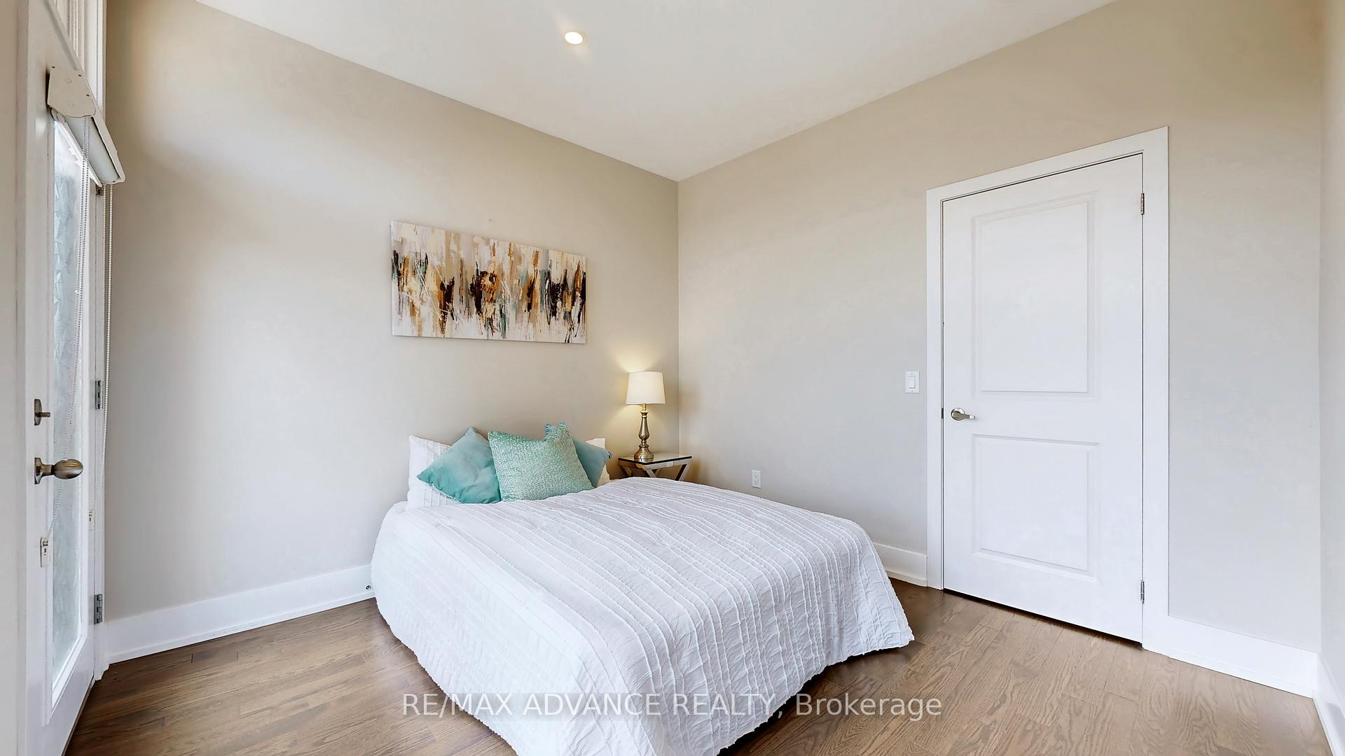 Photo 30 of 32 Crestridge Drive, Vaughan, Patterson — HOMEH
