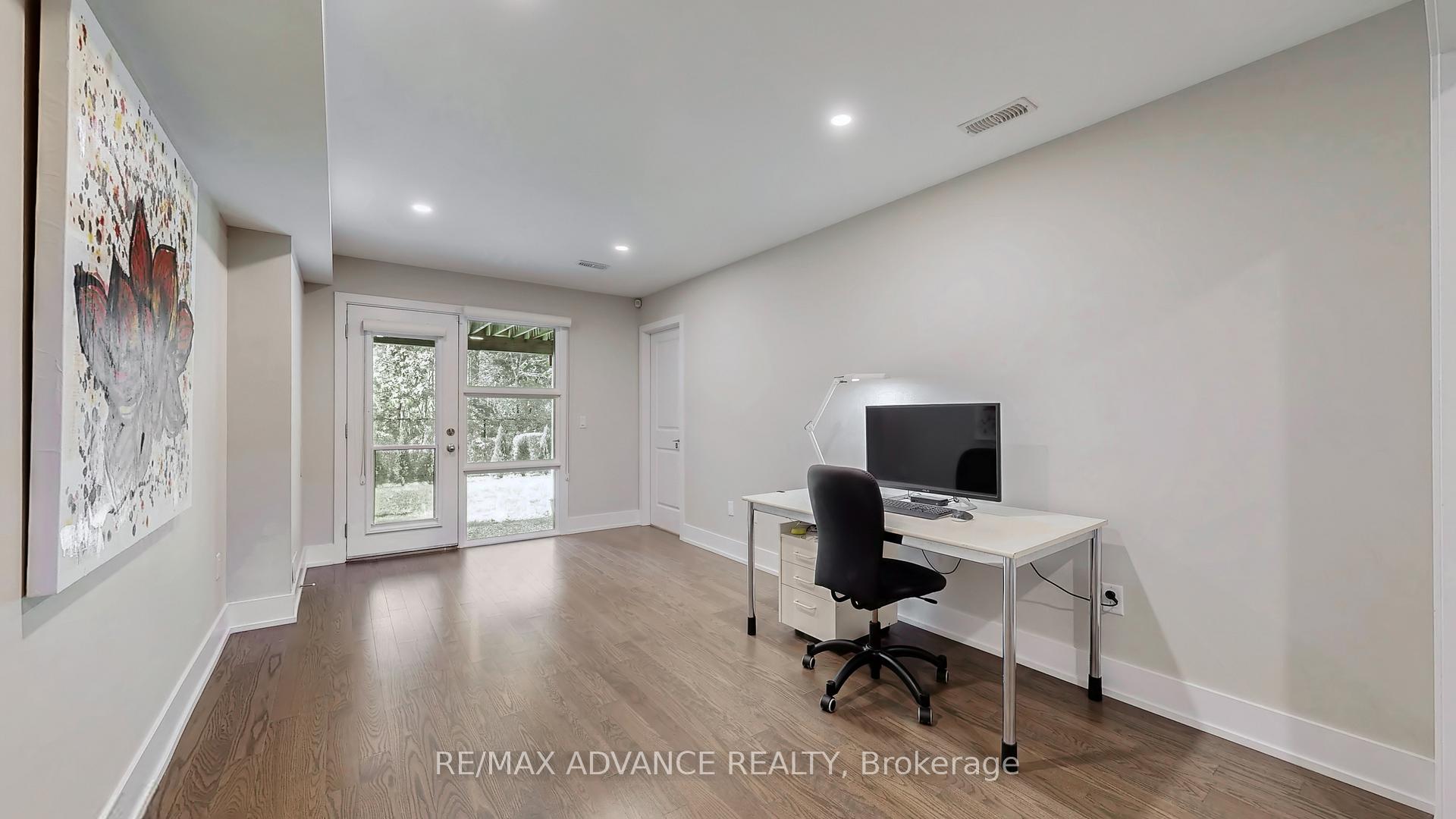 Photo 37 of 32 Crestridge Drive, Vaughan, Patterson — HOMEH