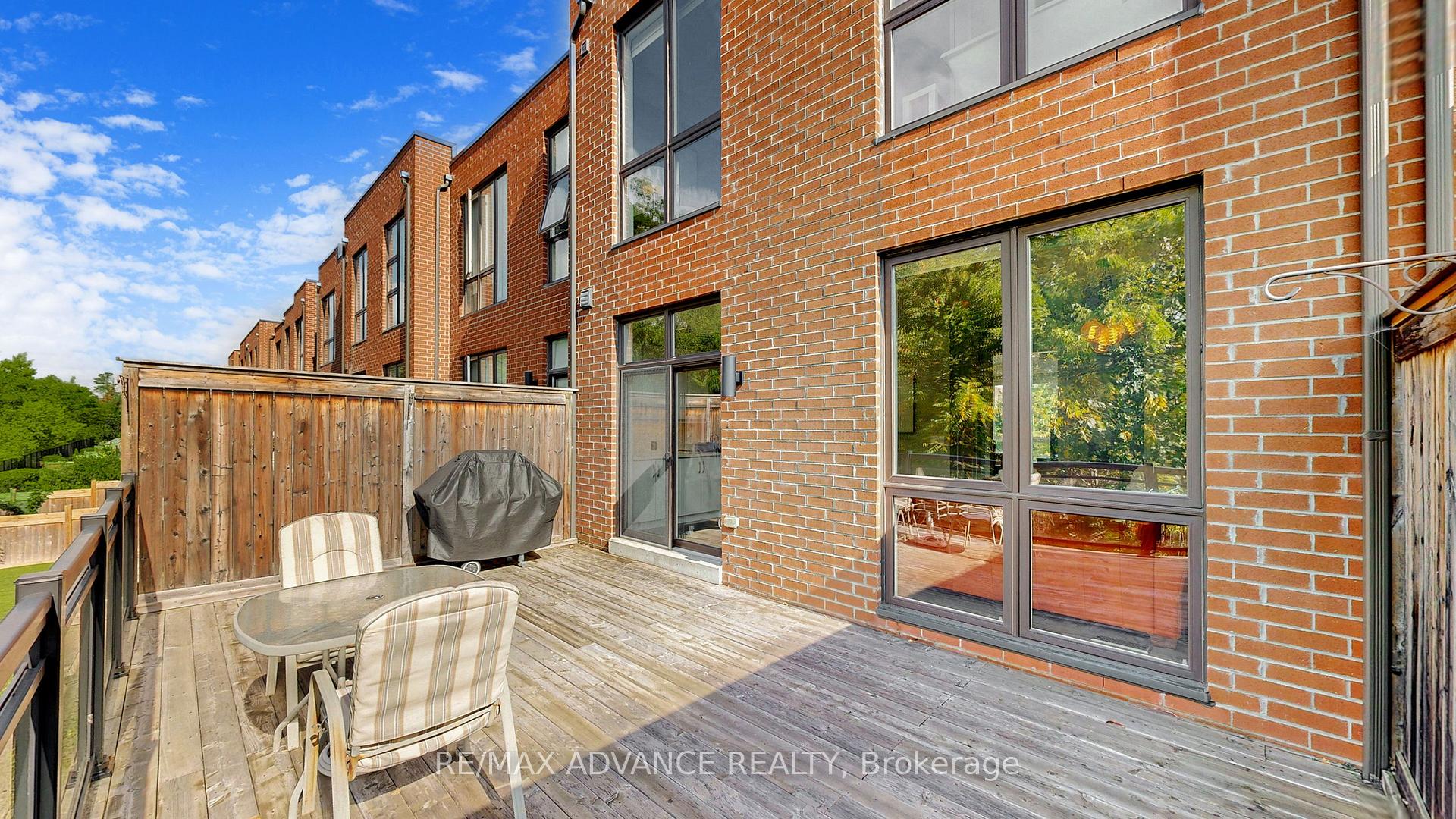 Photo 47 of 32 Crestridge Drive, Vaughan, Patterson — HOMEH