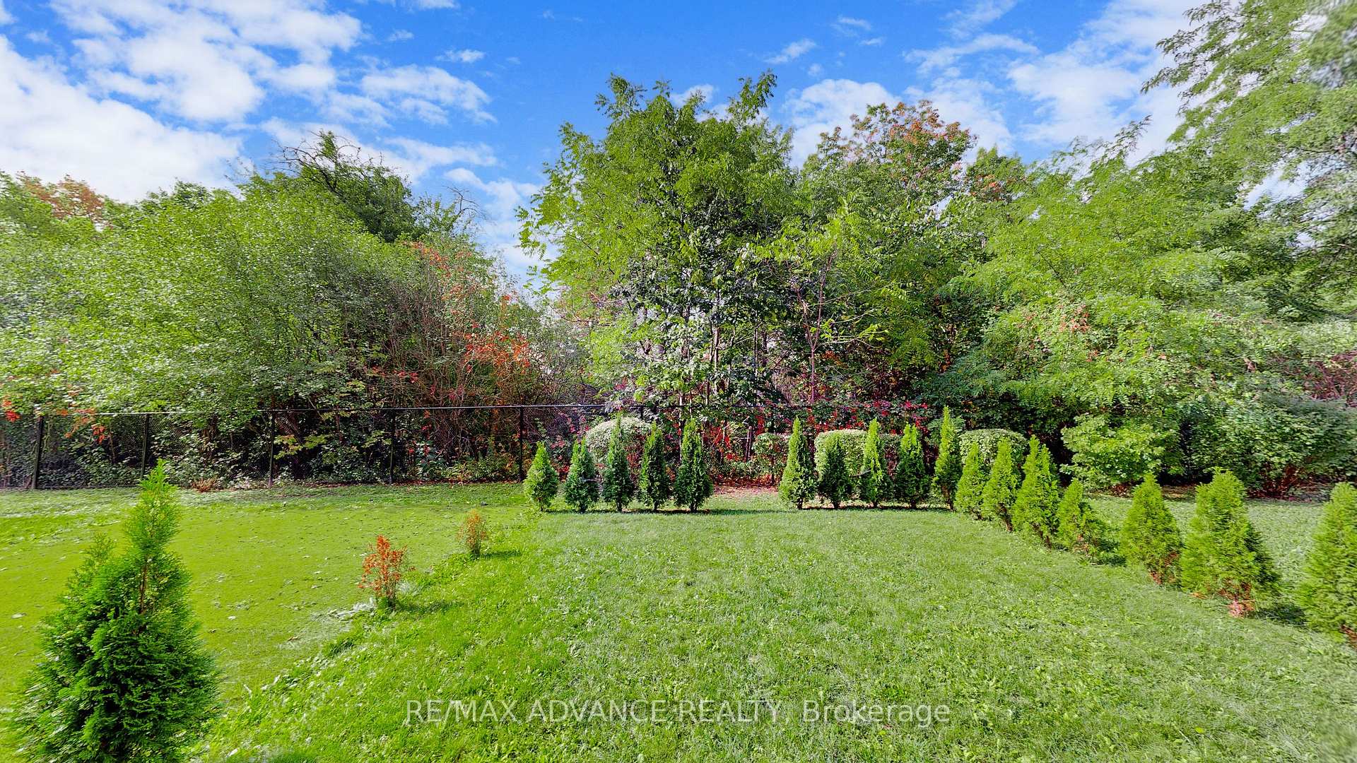Photo 50 of 32 Crestridge Drive, Vaughan, Patterson — HOMEH