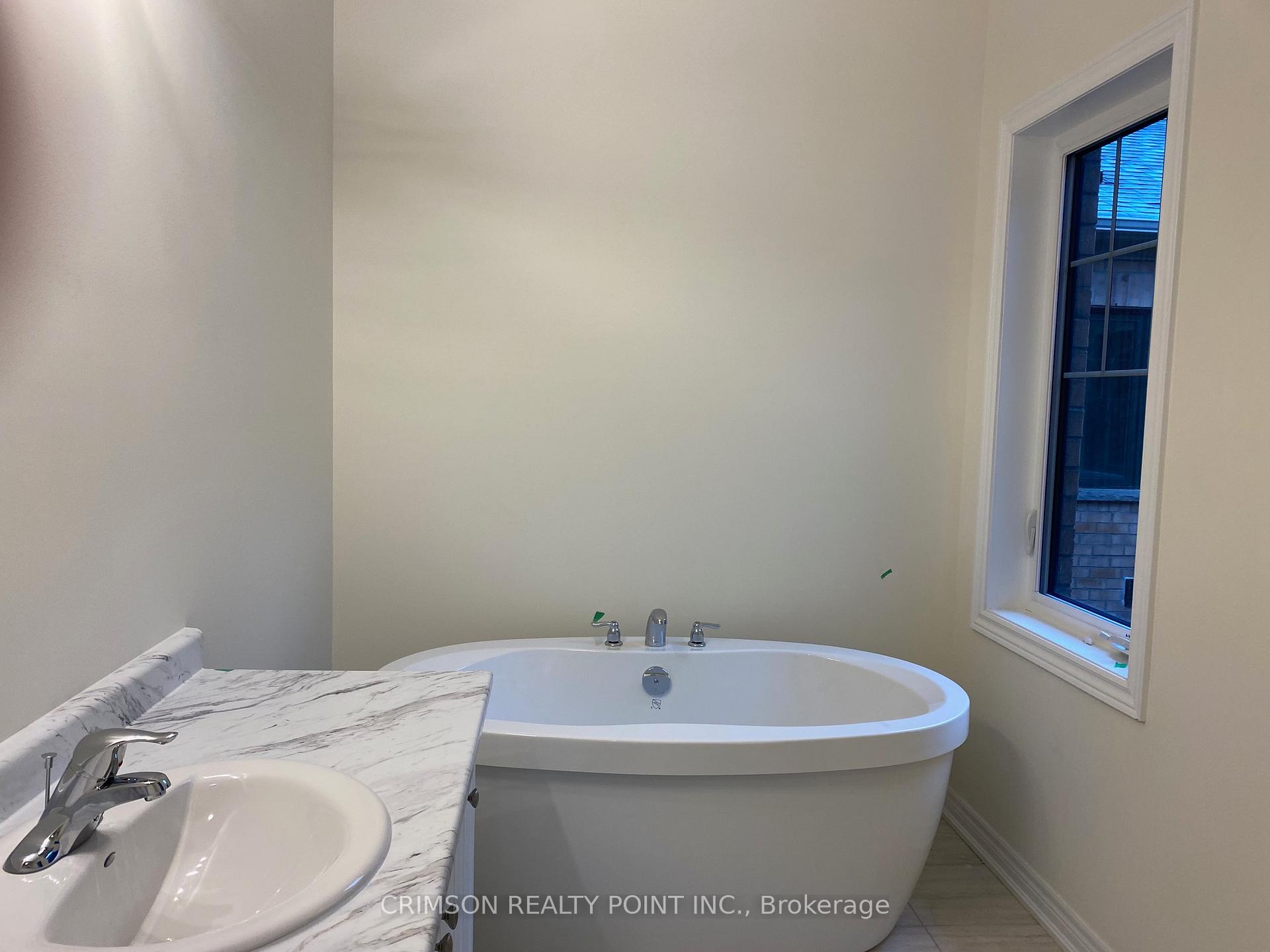 Photo 3 of 24 Thelma Drive, Whitby, Rural Whitby — HOMEH