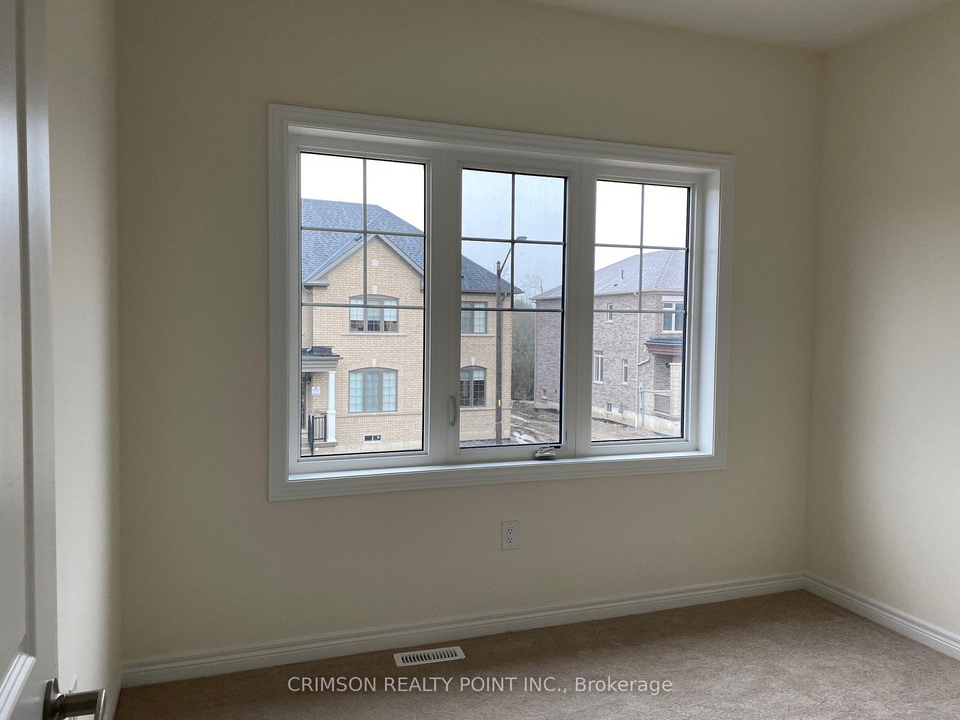 Photo 11 of 24 Thelma Drive, Whitby, Rural Whitby — HOMEH