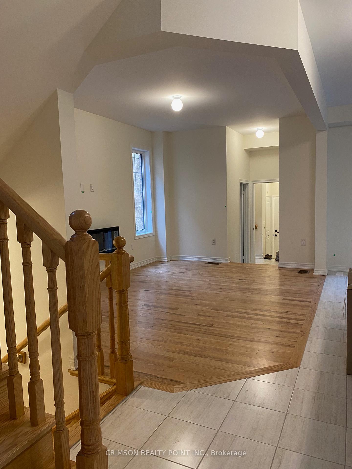 Photo 16 of 24 Thelma Drive, Whitby, Rural Whitby — HOMEH