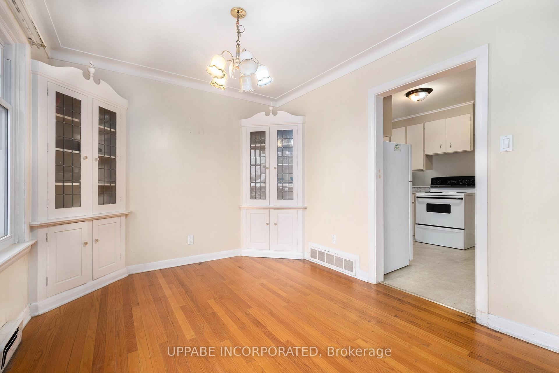 Photo 7 of 1298 Snowdon Street, Ottawa, Alta Vista — HOMEH