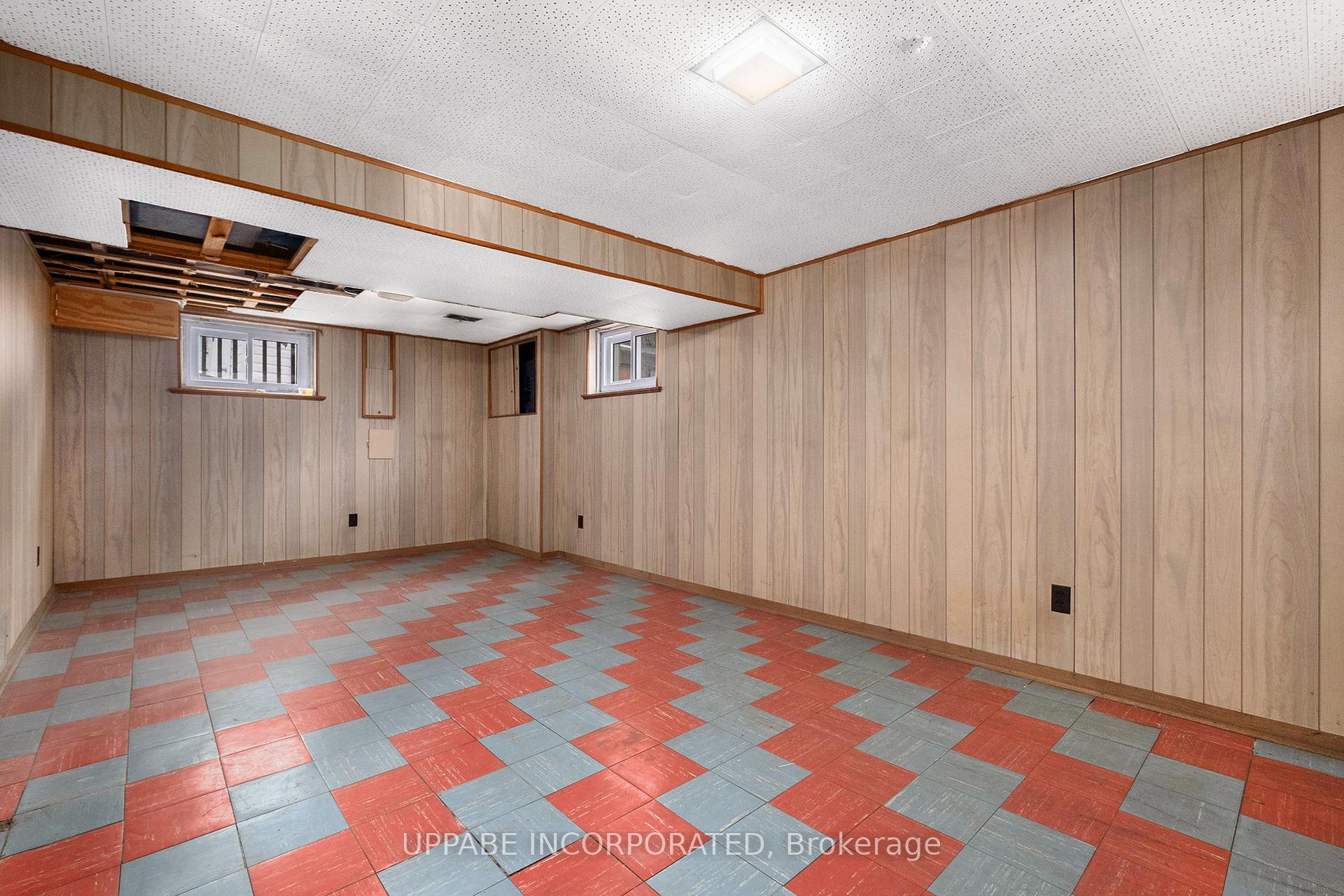 Photo 17 of 1298 Snowdon Street, Ottawa, Alta Vista — HOMEH