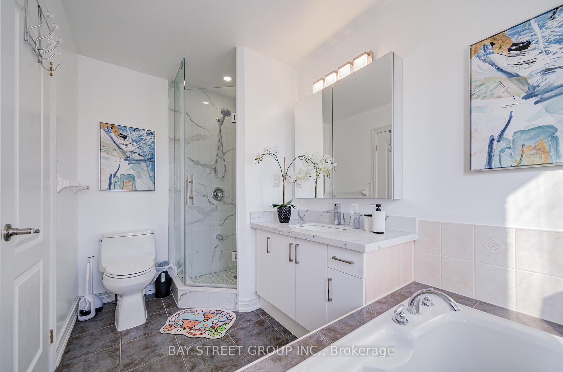Photo 25 of 45 Starwood Road, Vaughan, Patterson — HOMEH