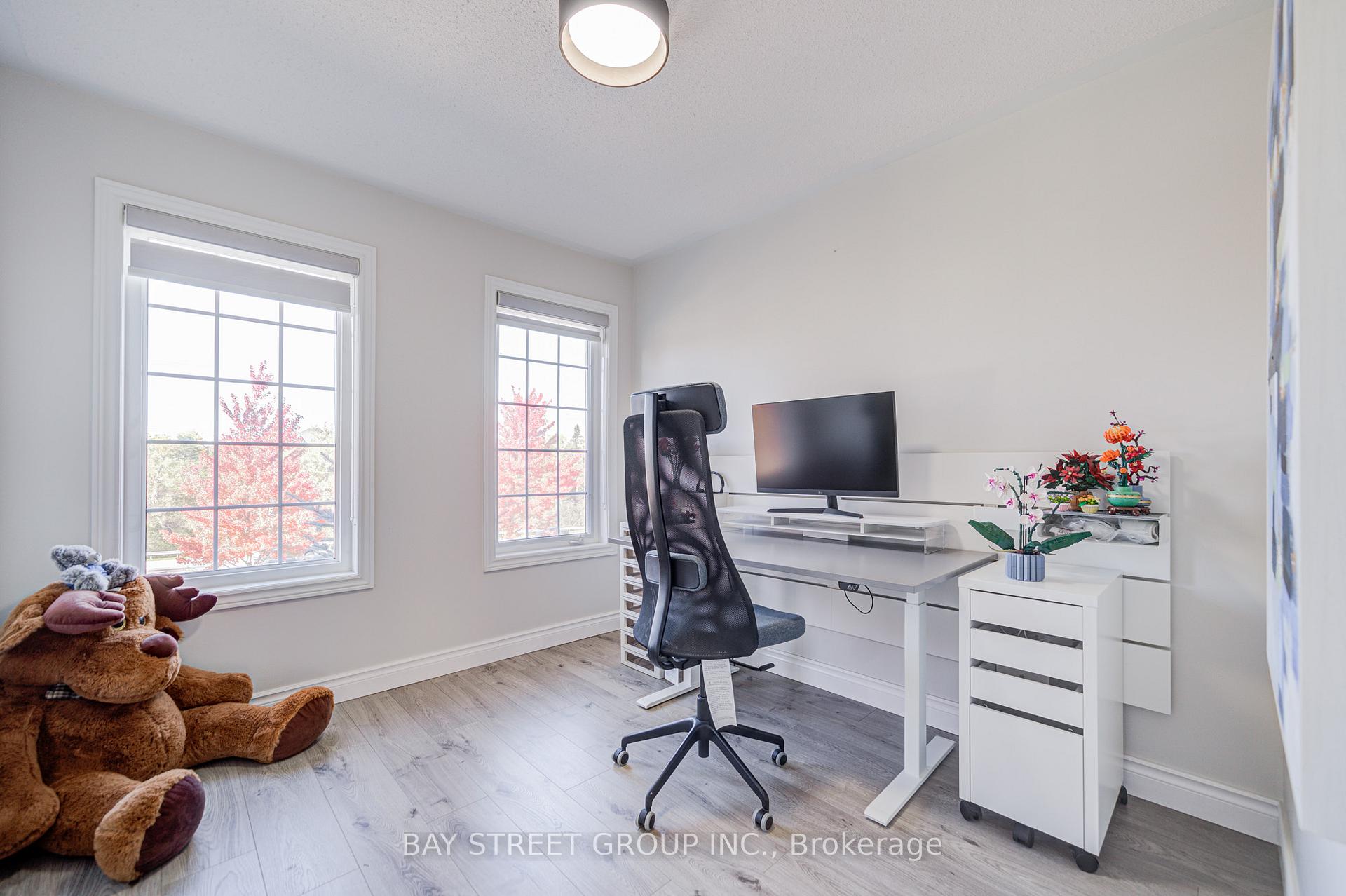 Photo 30 of 45 Starwood Road, Vaughan, Patterson — HOMEH